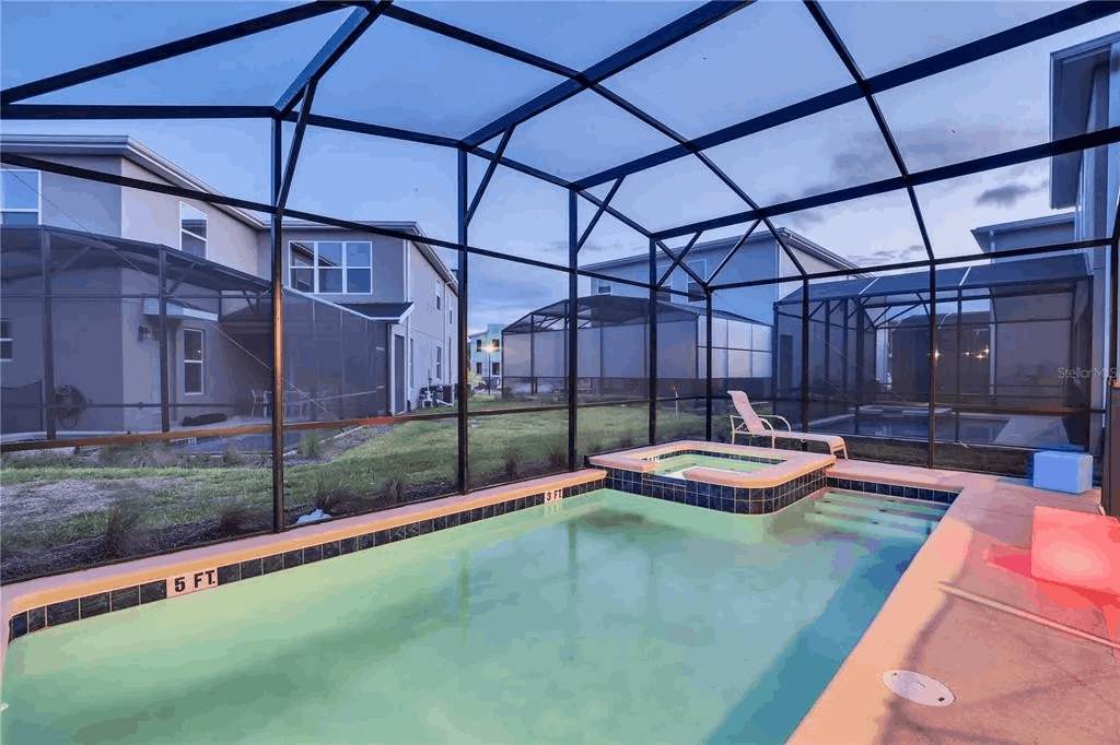 9 MI to Disney w Pool + Arcade + FREE Waterpark