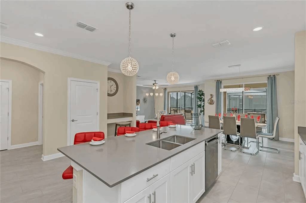 9 MI to Disney w Pool + Arcade + FREE Waterpark