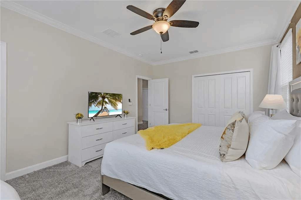 9 MI to Disney w Pool + Arcade + FREE Waterpark