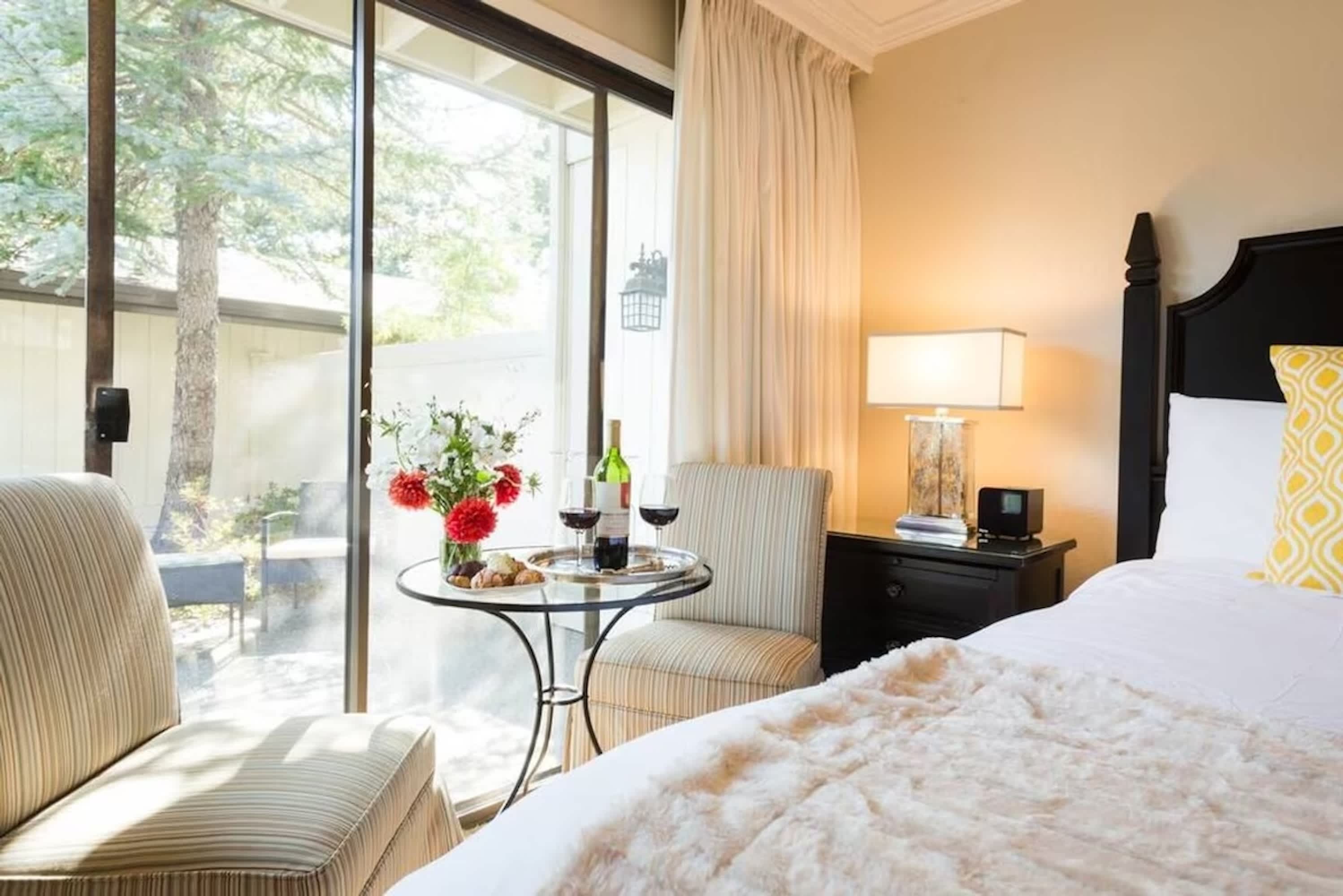 2 Private Napa Condos | Sleeps 6 | 30+ Nights OK 4