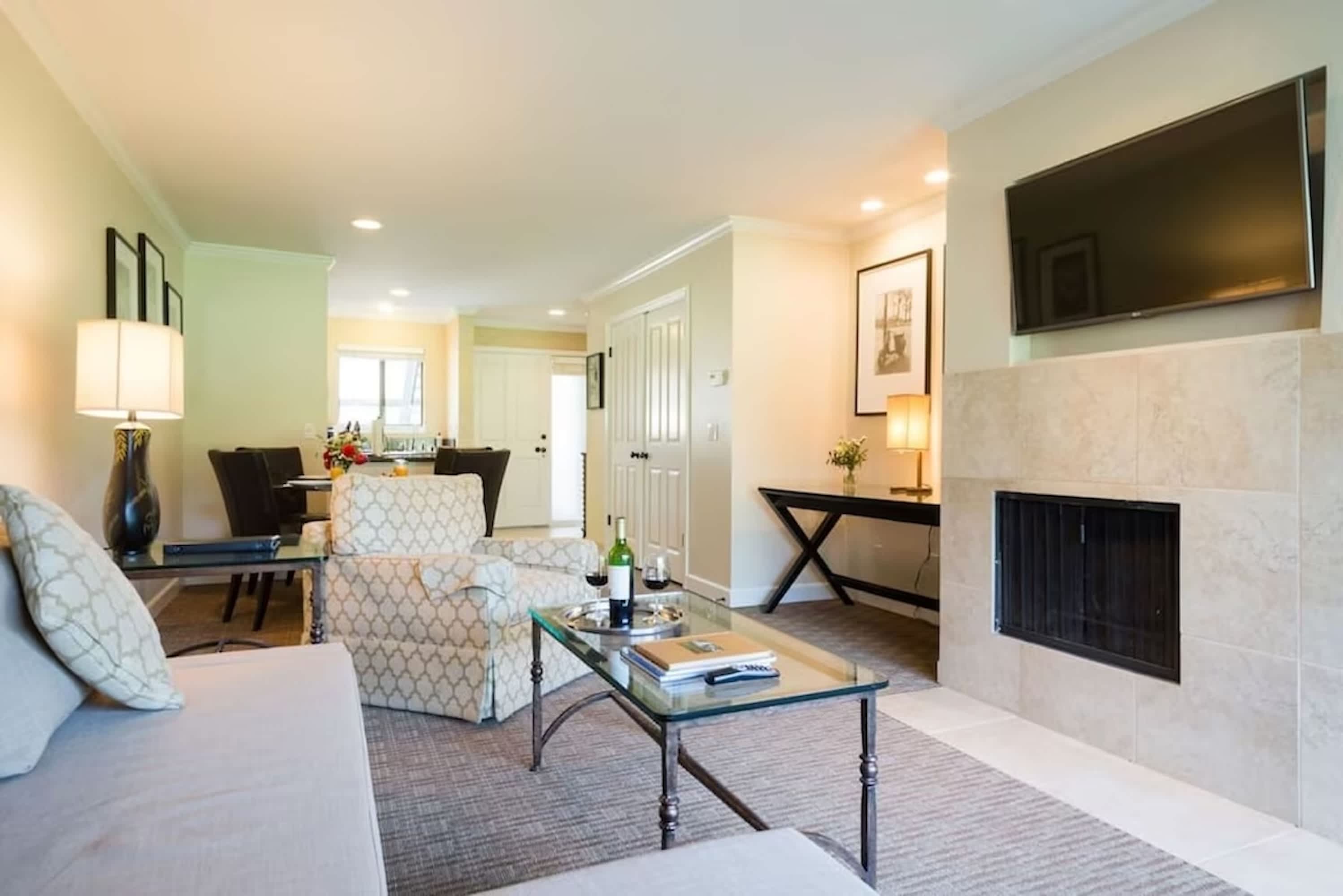 2 Private Napa Condos | Sleeps 6 | 30+ Nights OK — photo 18