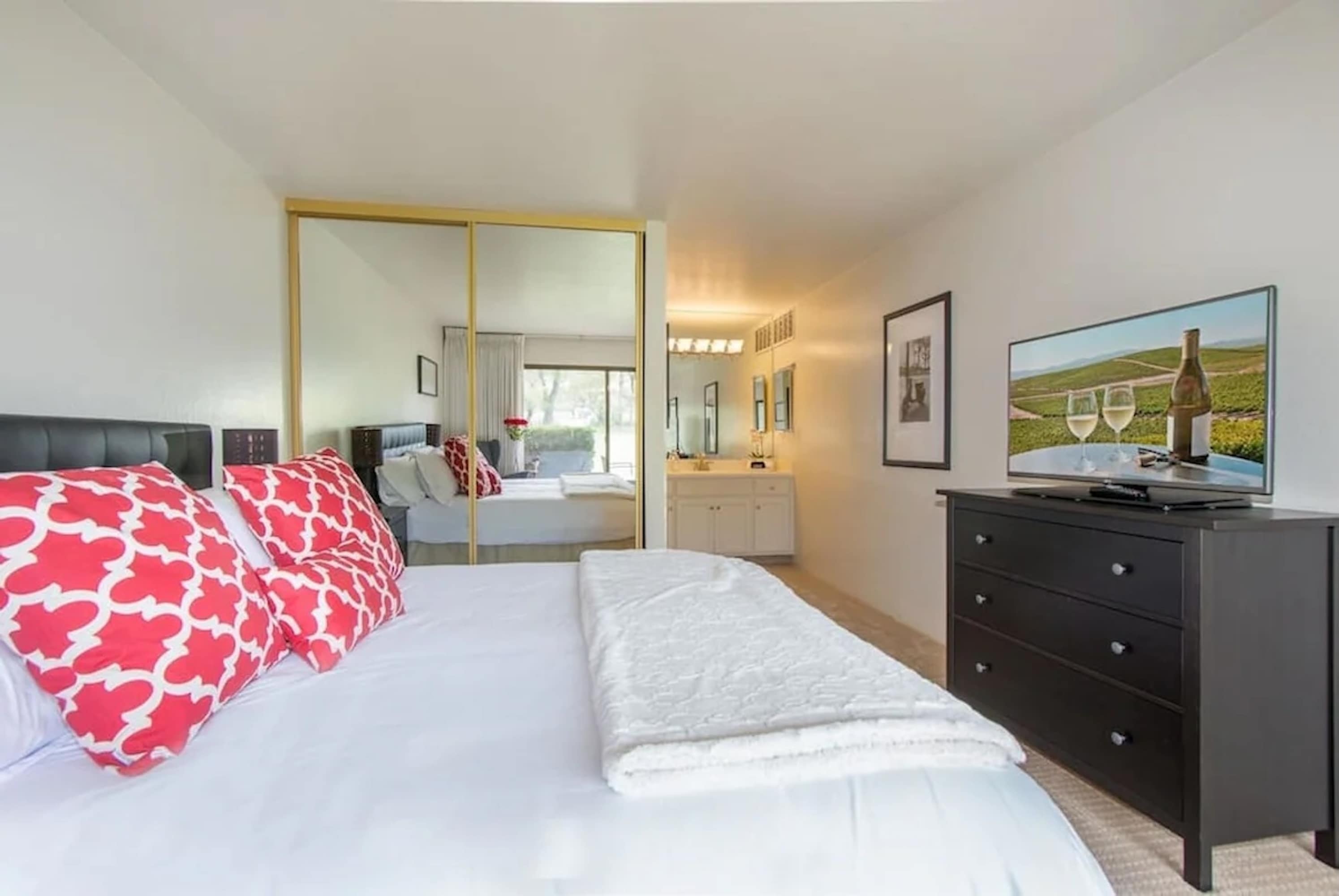 Pet-Friendly Silverado Condos with Pool & Golf Course View — photo 38