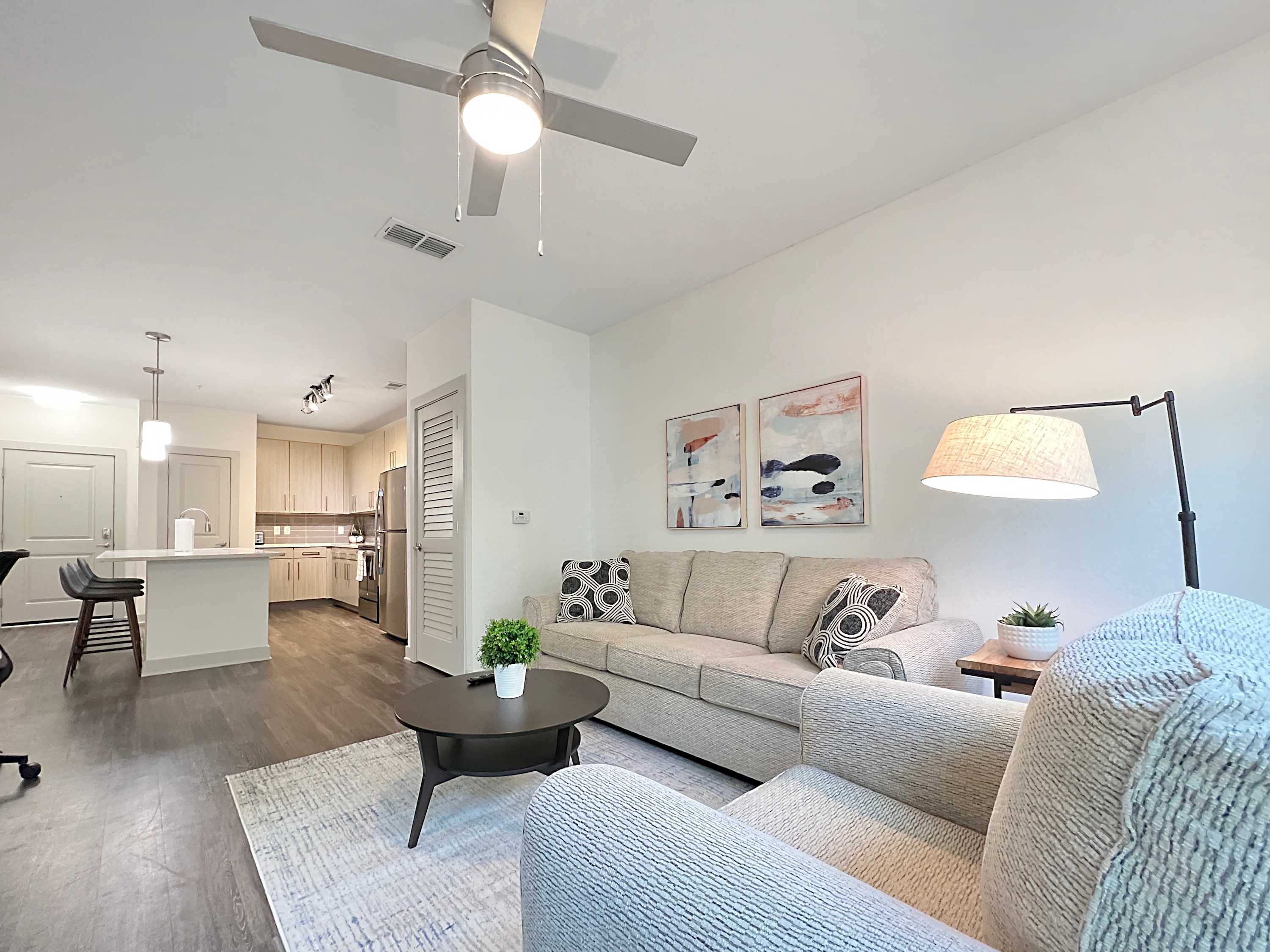 Prime Tampa Living with Lush Courtyard Views!