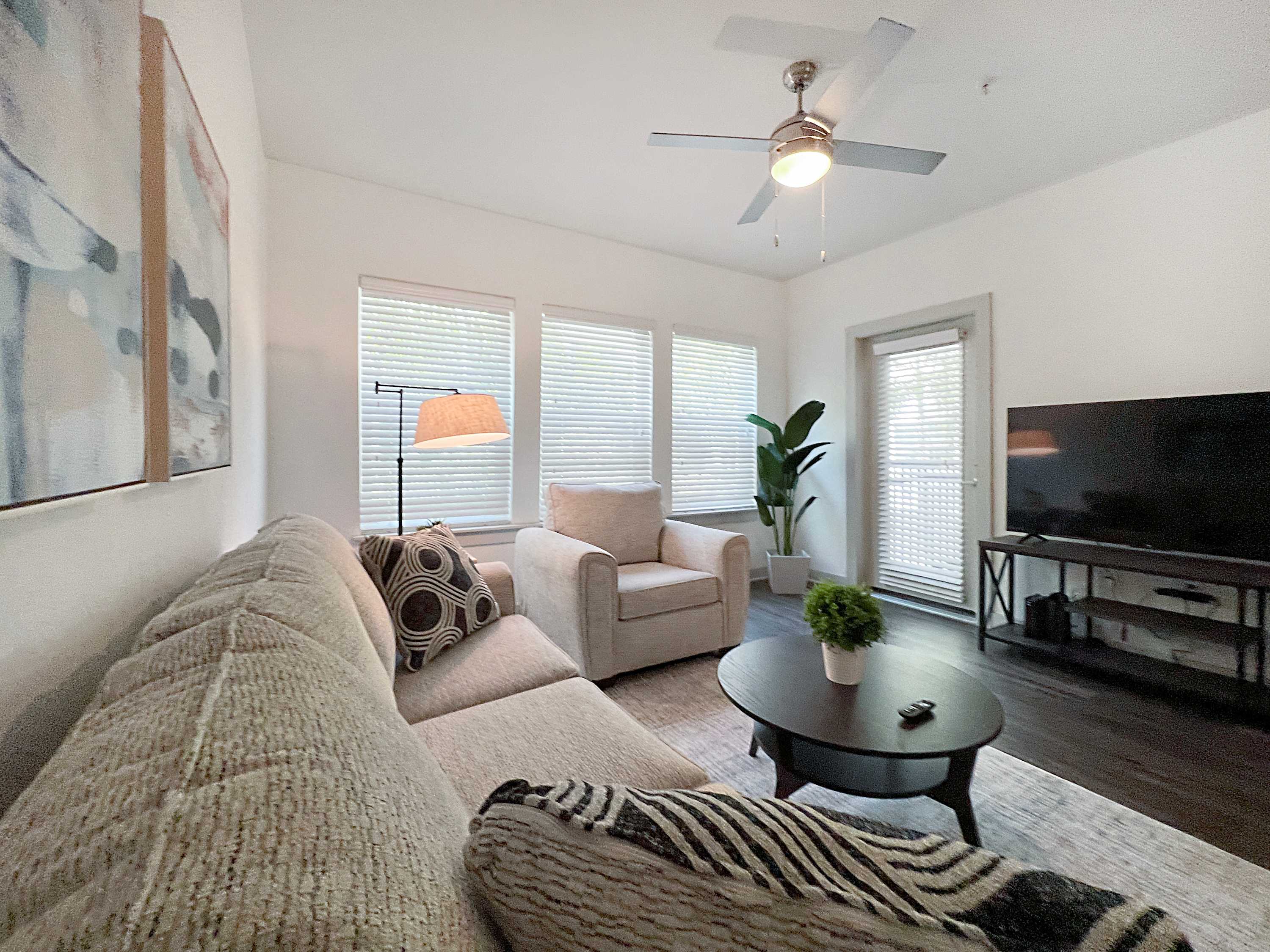 Prime Tampa Living with Lush Courtyard Views!