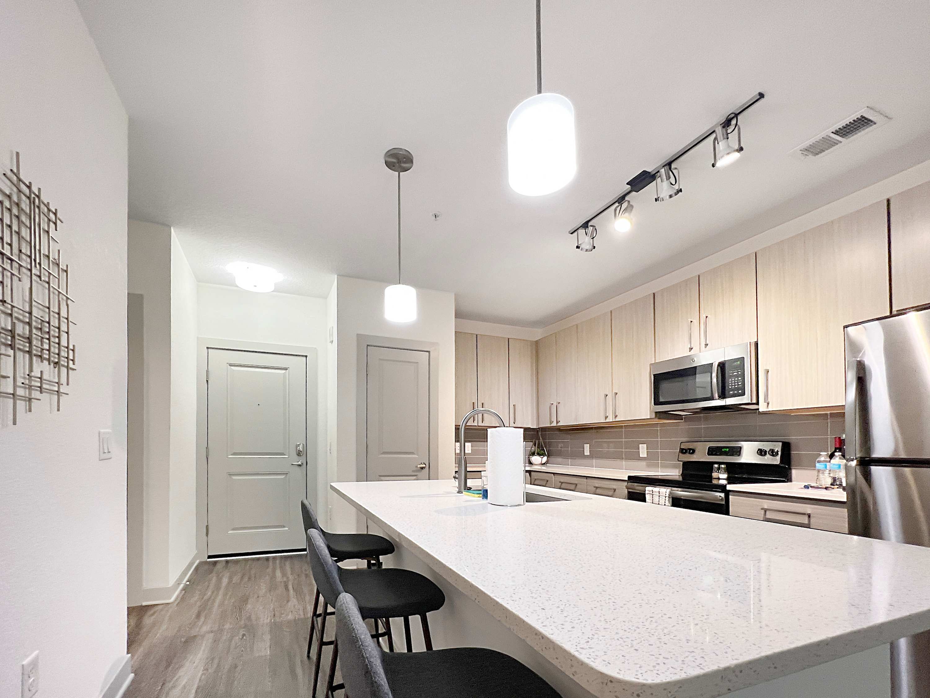 Prime Tampa Living with Lush Courtyard Views!