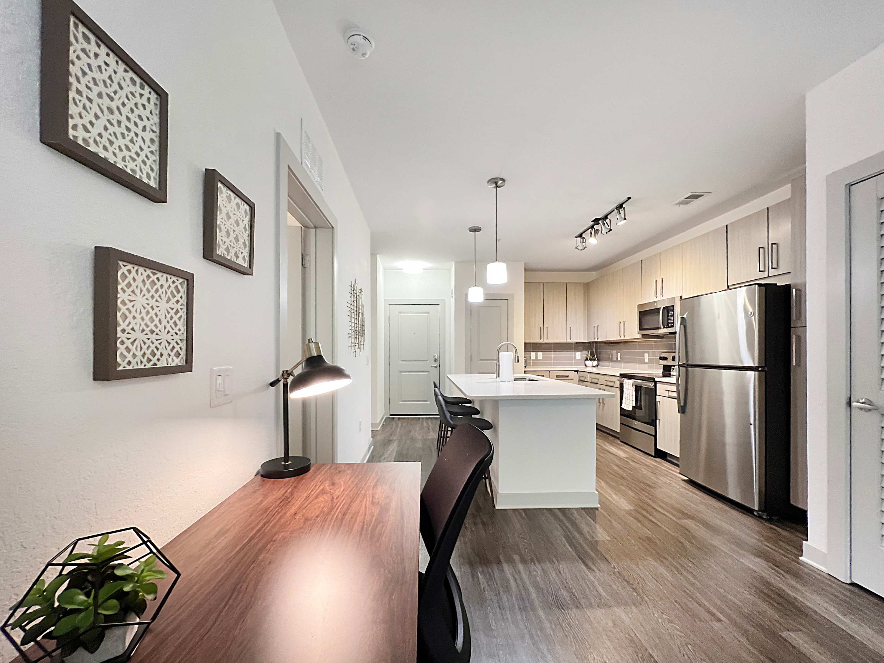 Prime Tampa Living with Lush Courtyard Views!