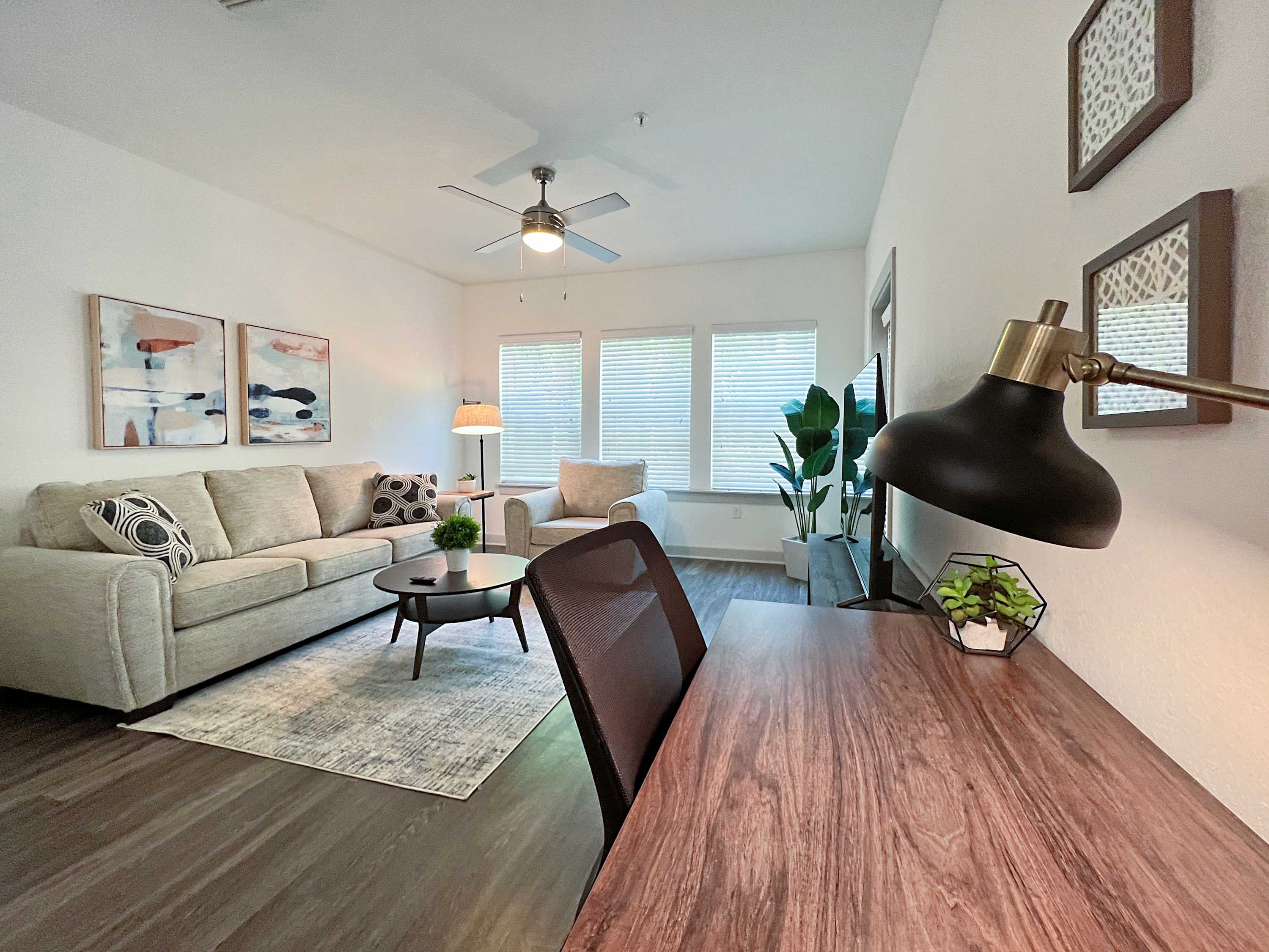 Prime Tampa Living with Lush Courtyard Views!