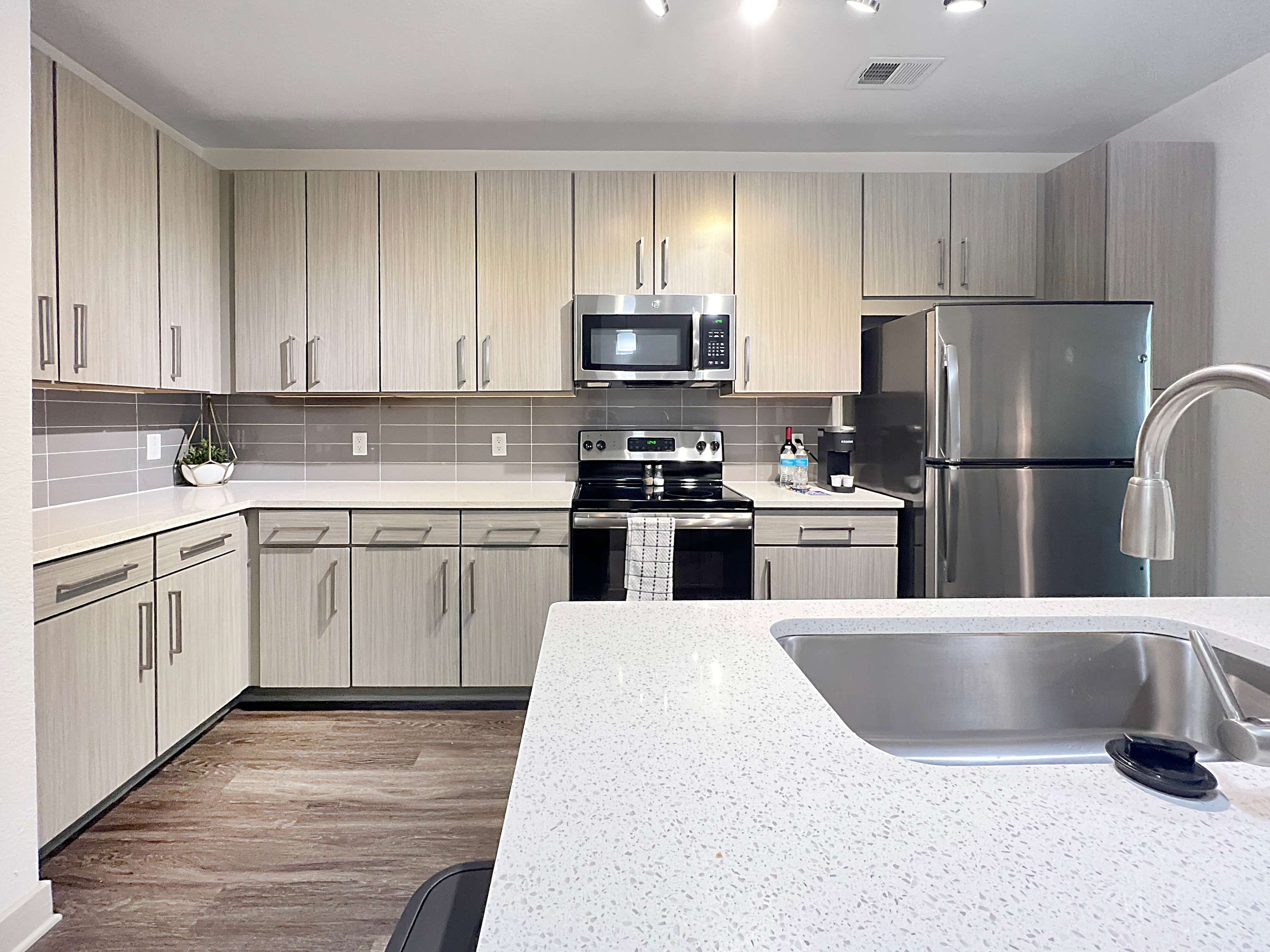 Prime Tampa Living with Lush Courtyard Views!