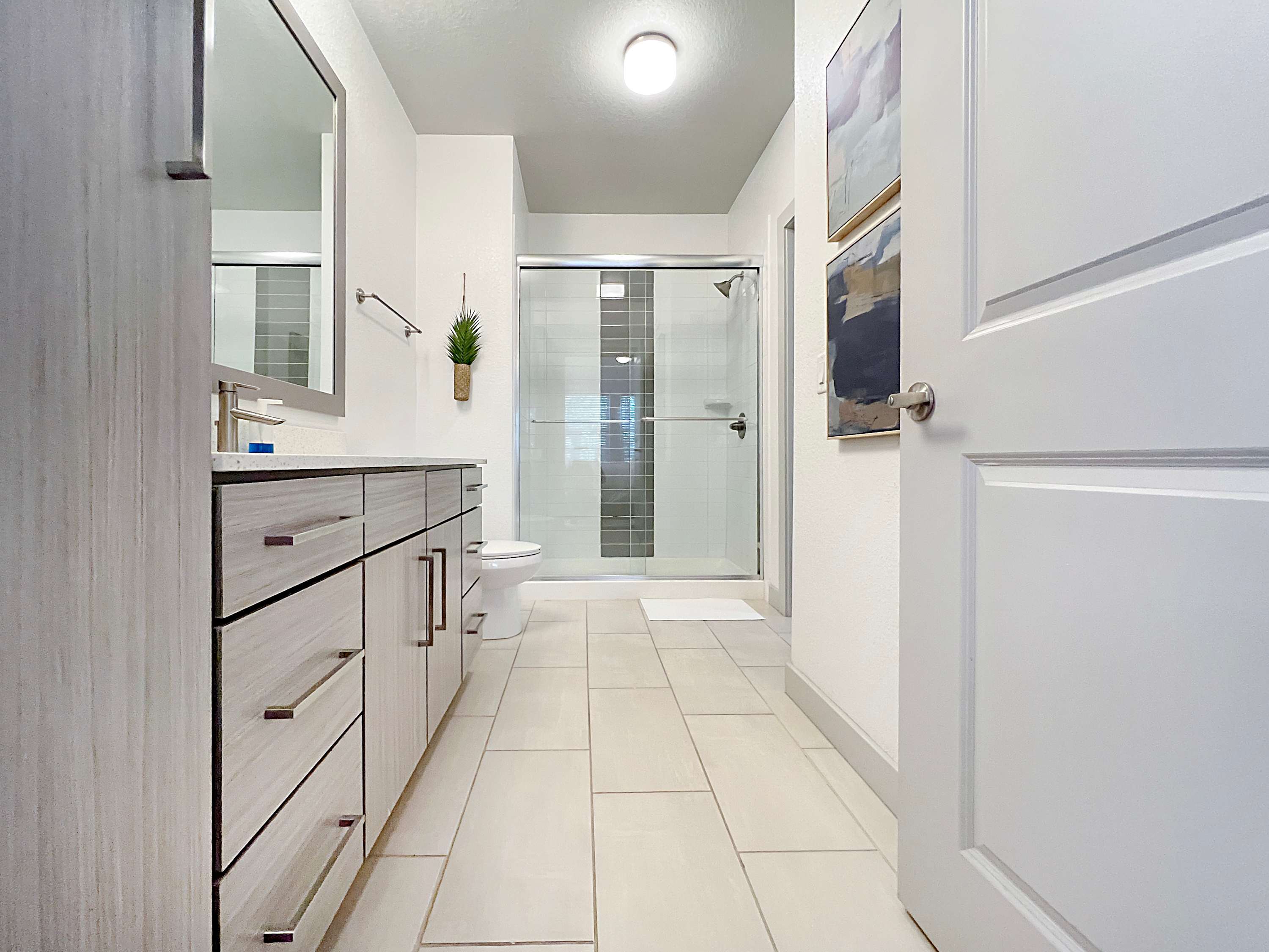 Prime Tampa Living with Lush Courtyard Views!