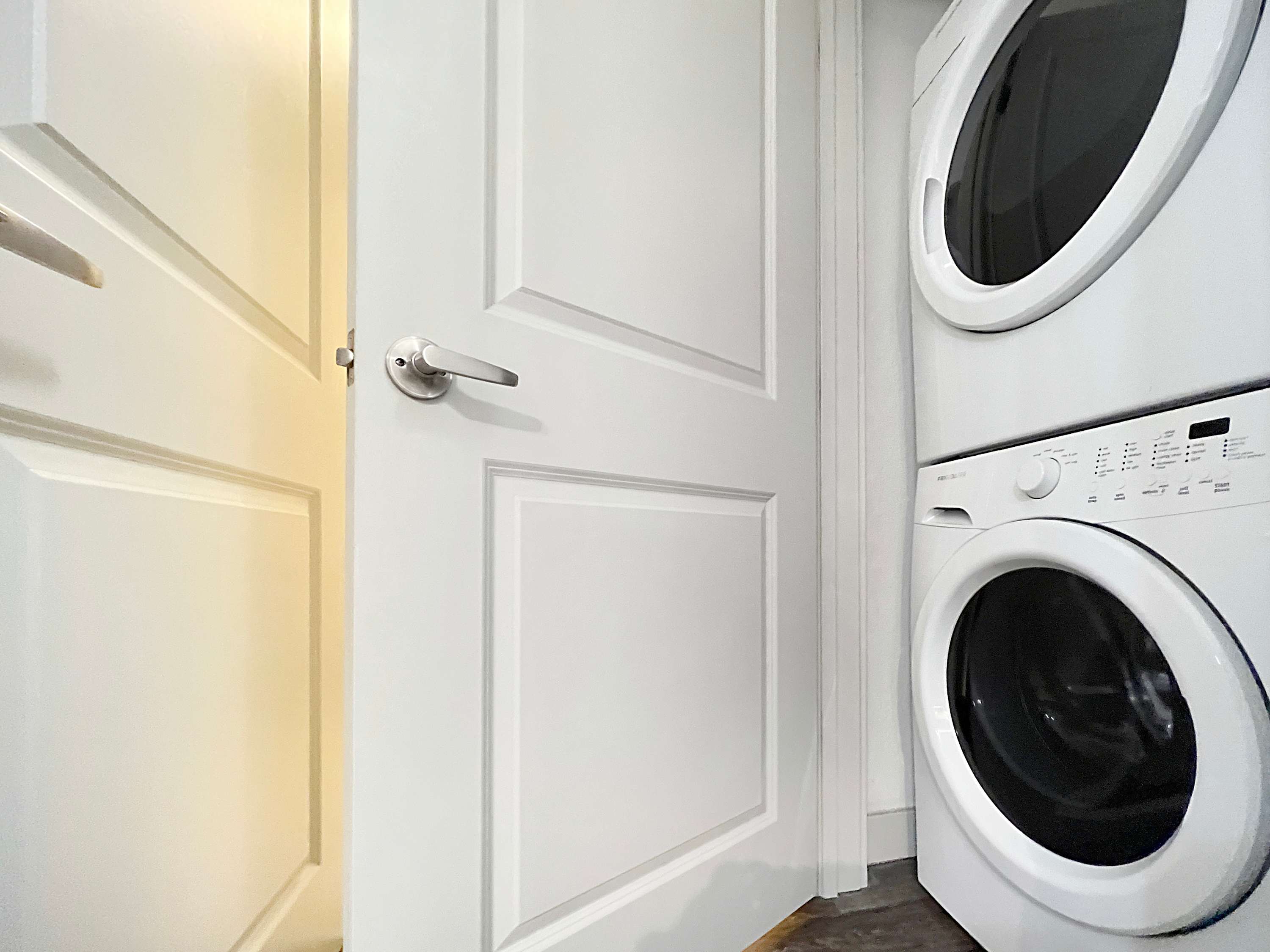 Prime Tampa Living with Lush Courtyard Views!