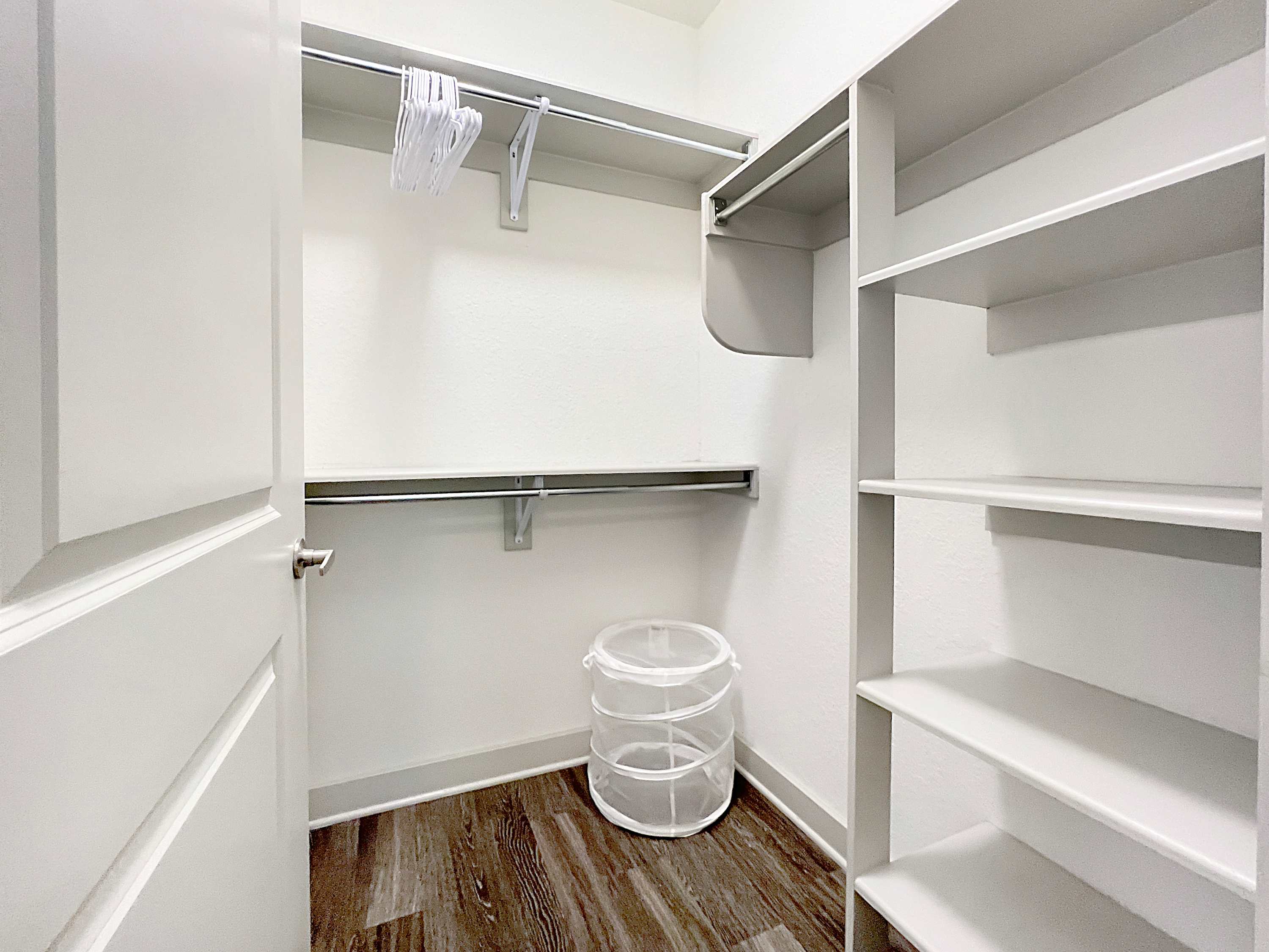 Prime Tampa Living with Lush Courtyard Views!