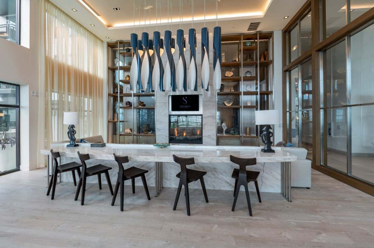 Waterfront Oasis: Modern 1 BR with Courtyard Views