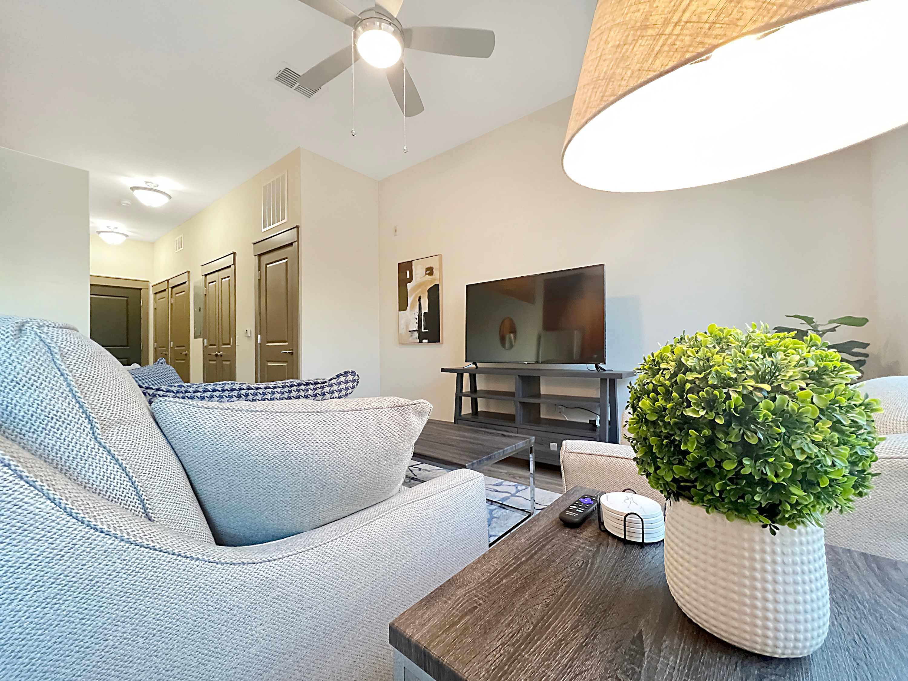 Westshore Luxe Living, Courtyard & Pool Views