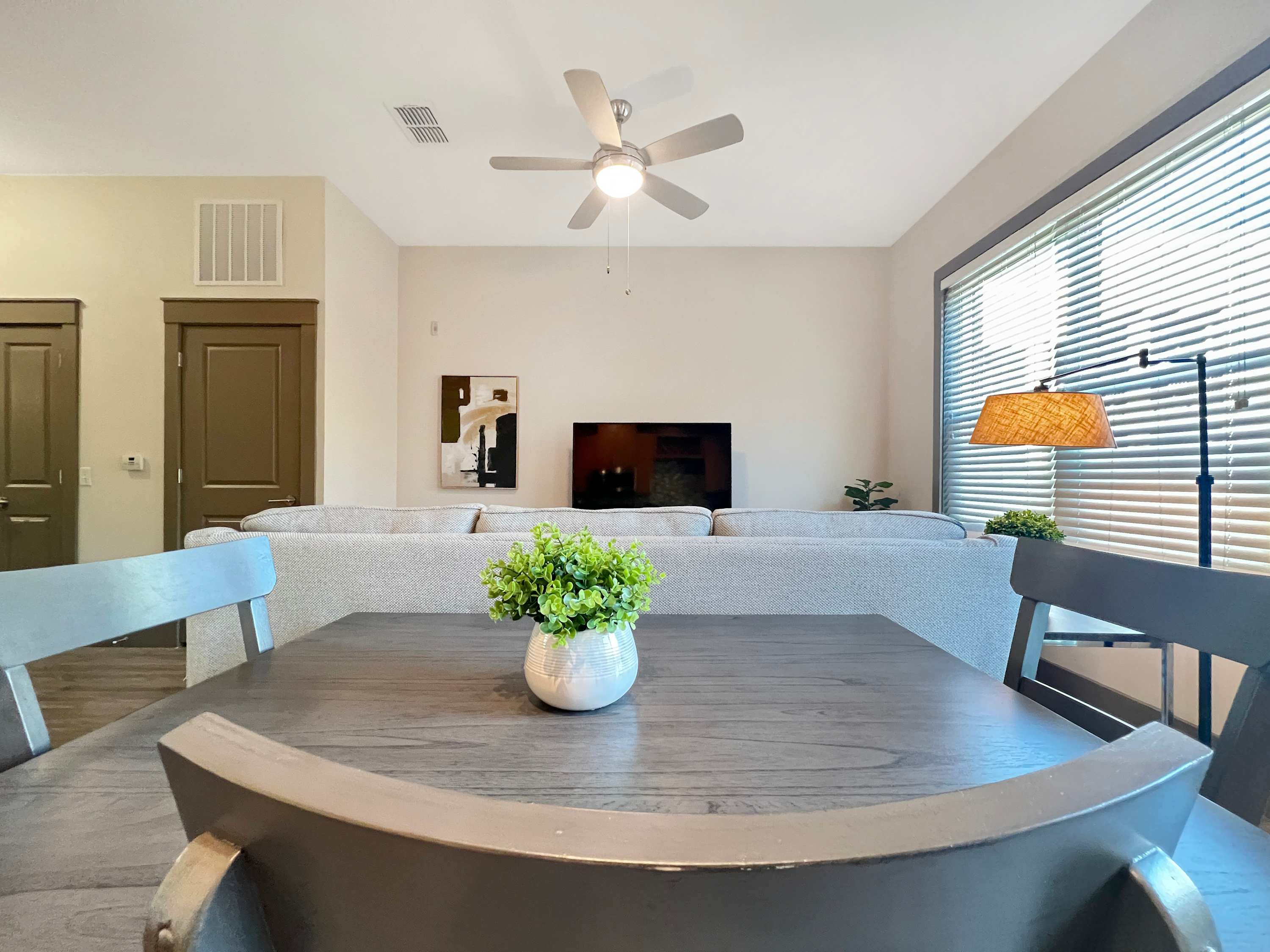 Westshore Luxe Living, Courtyard & Pool Views