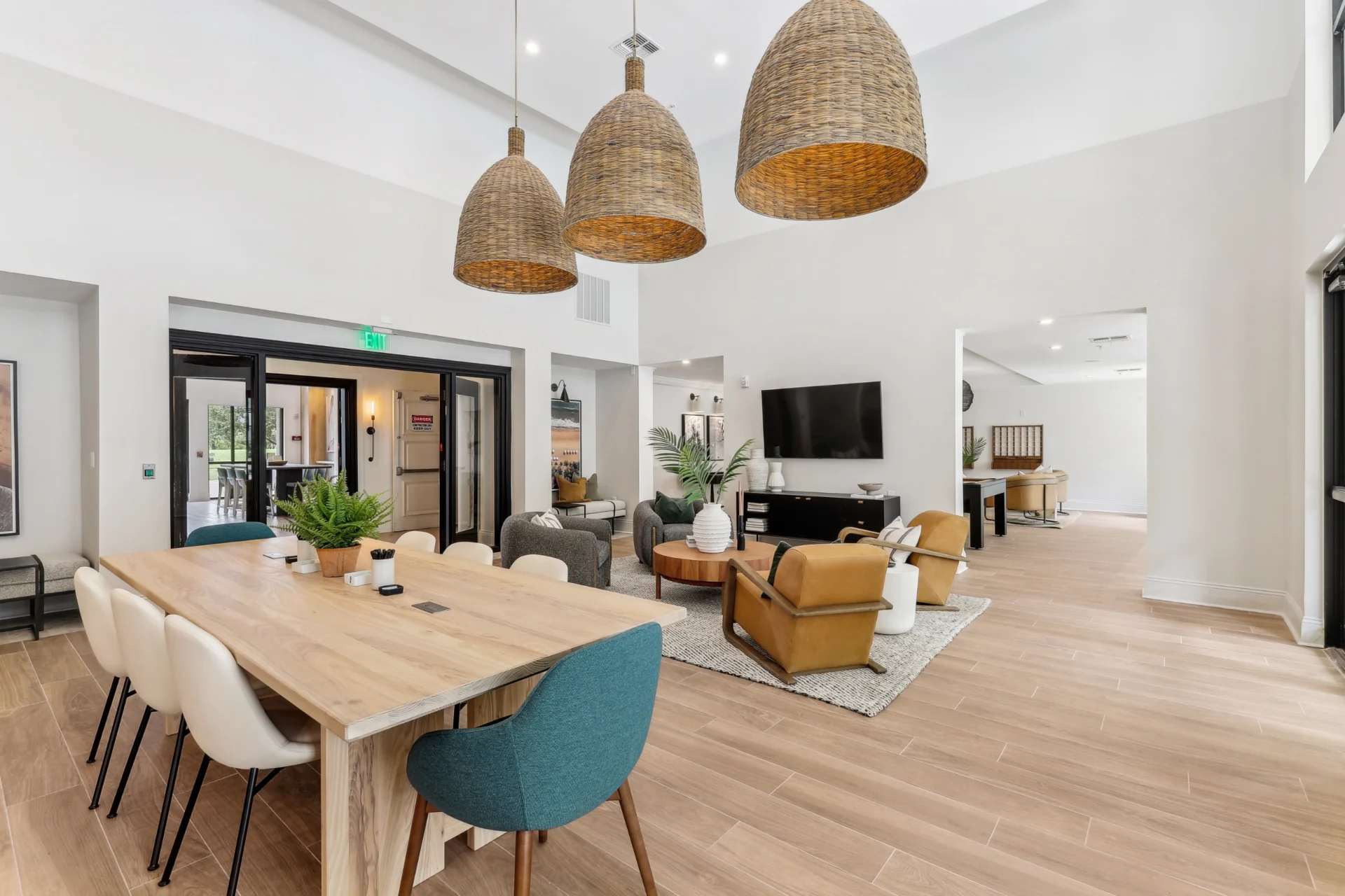 Lush Courtyard Views Luxury Amenities in Westshore