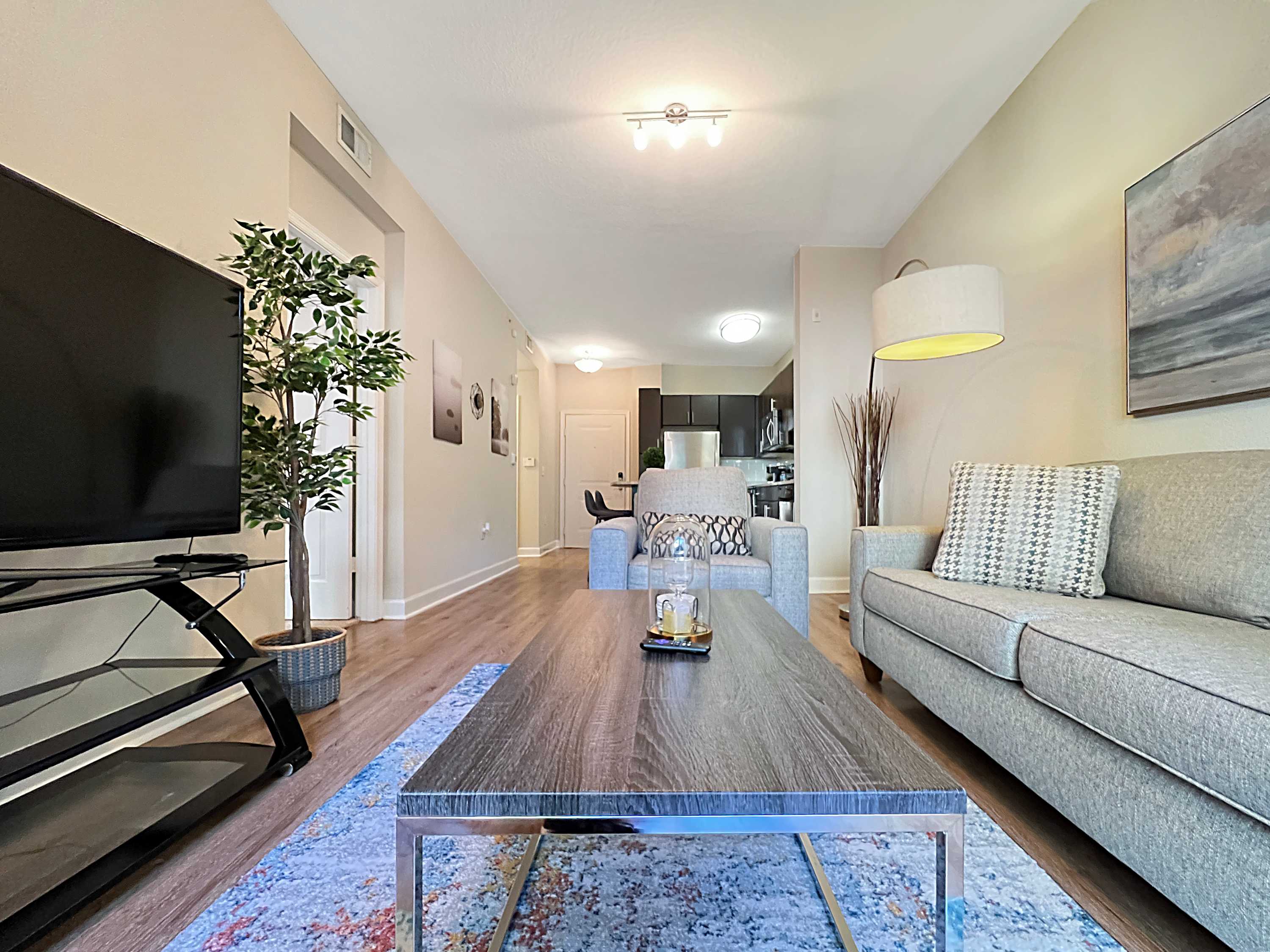 Style & Comfort in Central Tampa, Near Everything