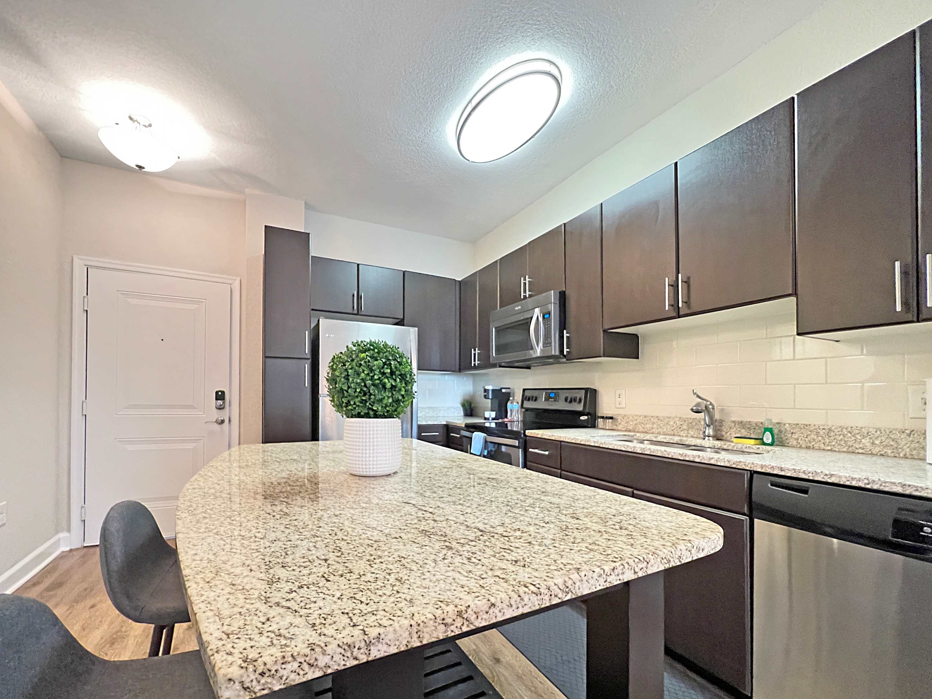Style & Comfort in Central Tampa, Near Everything