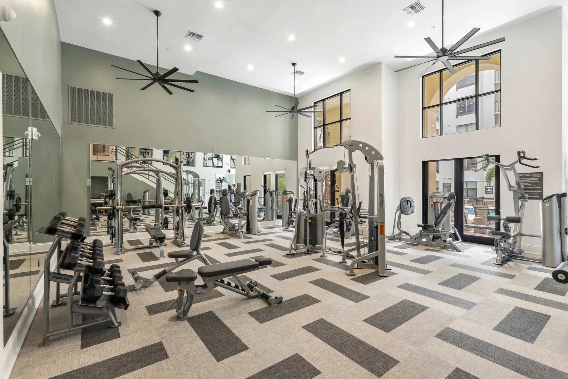 Style & Comfort in Central Tampa, Near Everything