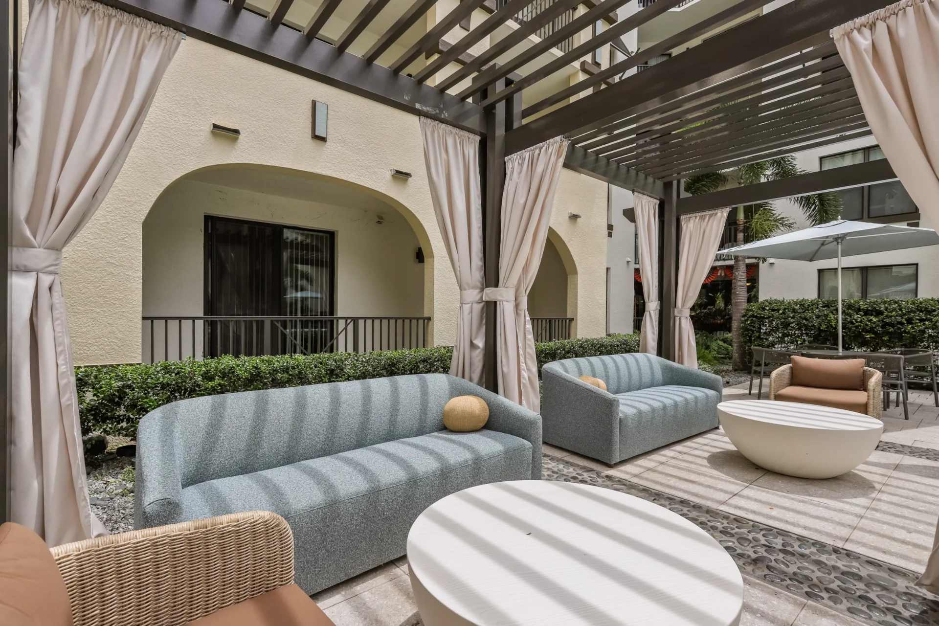 Style & Comfort in Central Tampa, Near Everything