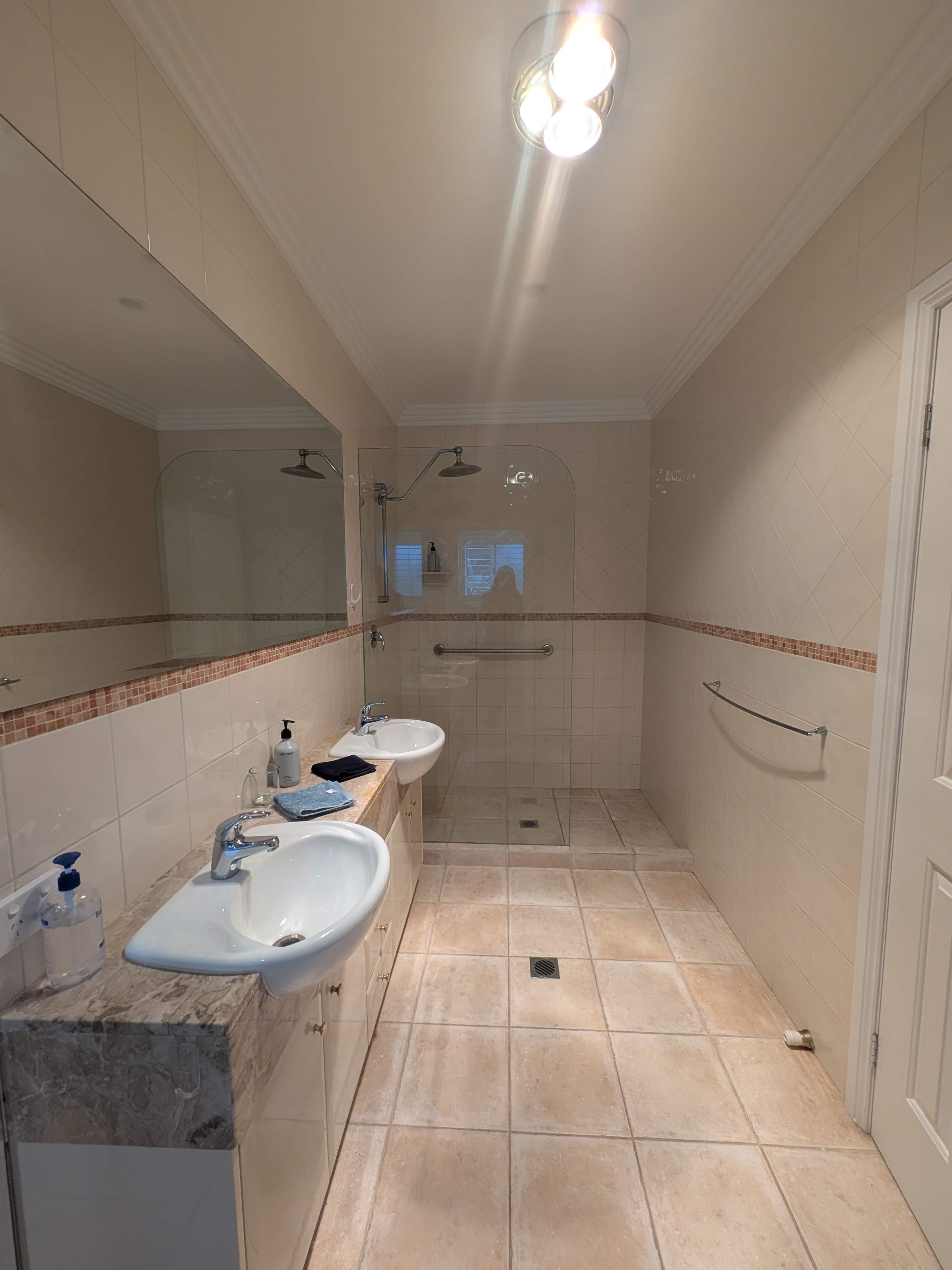Large Furnished Hinterland Residence – Extended Stay / Corporate Rental - Foto 16