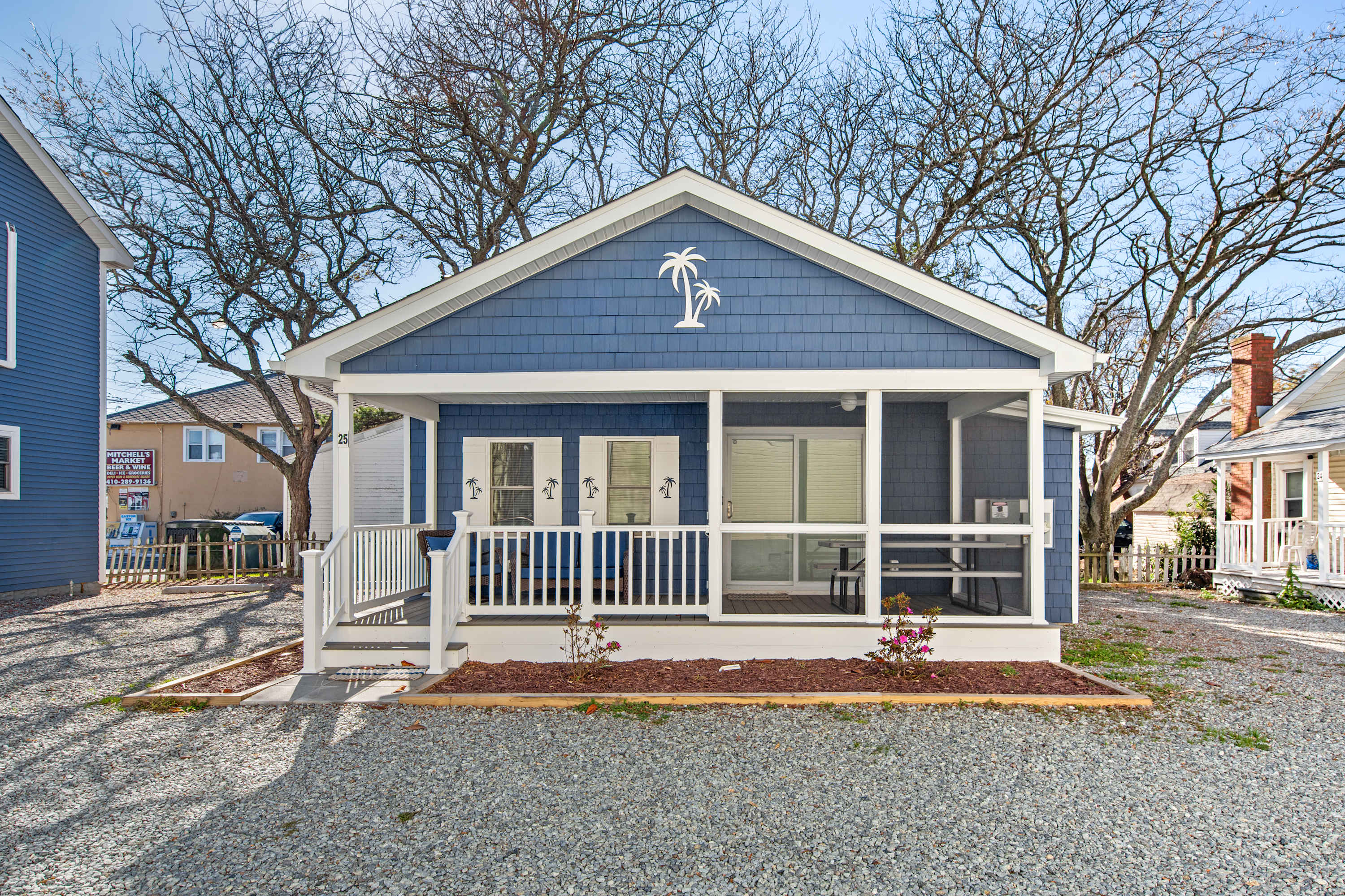 Parrot Bay 25 | Pet Friendly