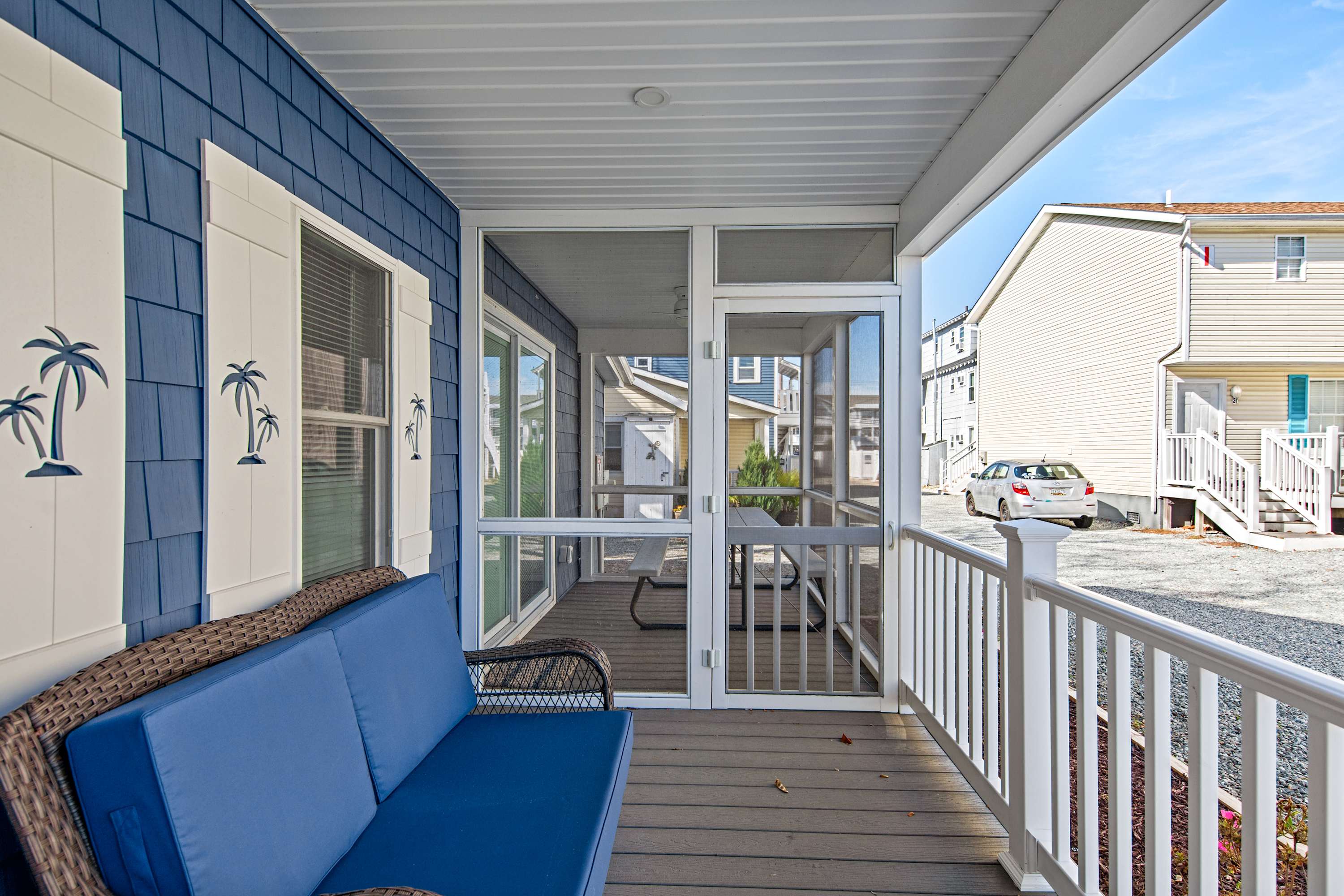 Parrot Bay 25 | Pet Friendly