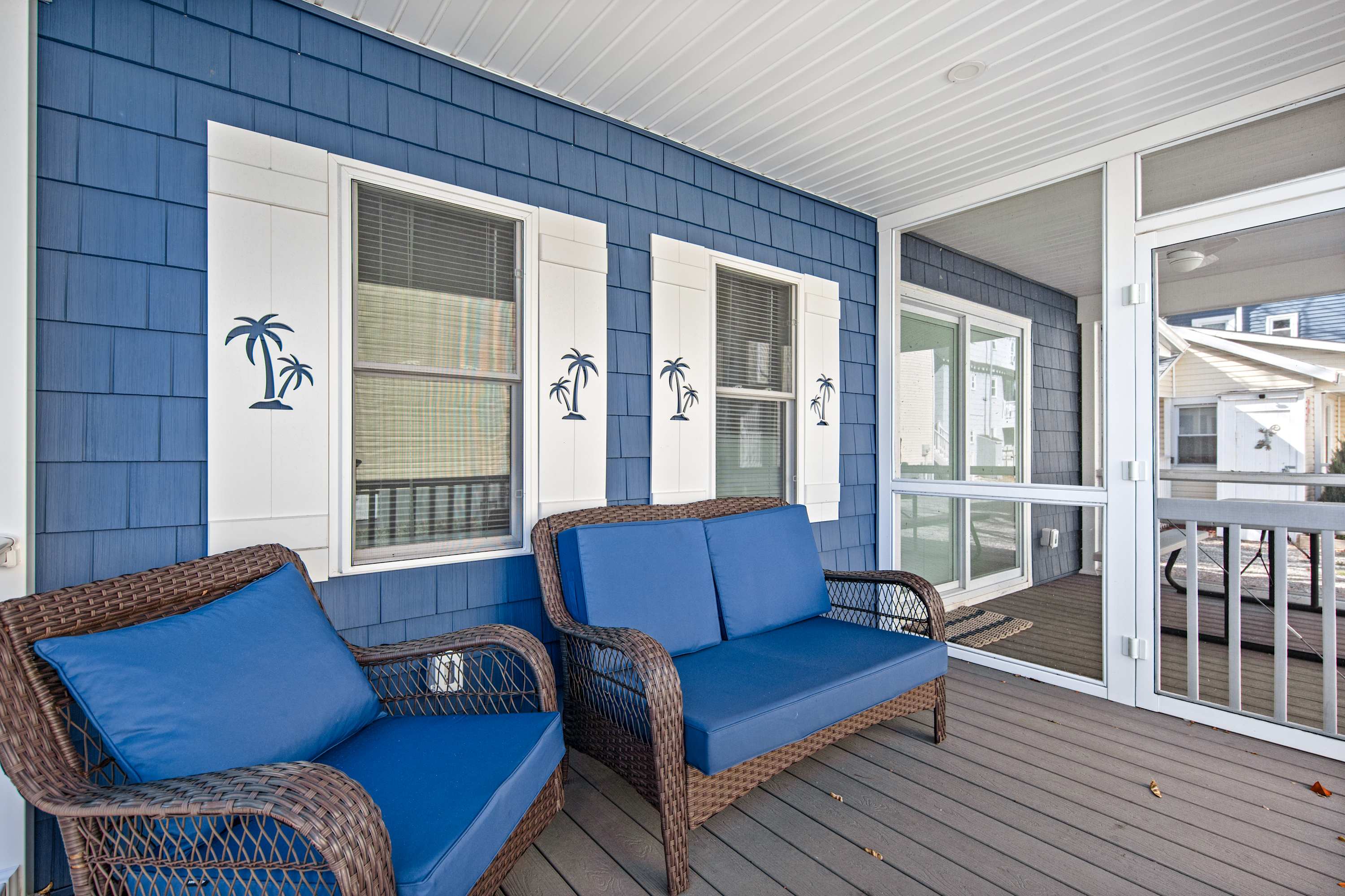 Parrot Bay 25 | Pet Friendly