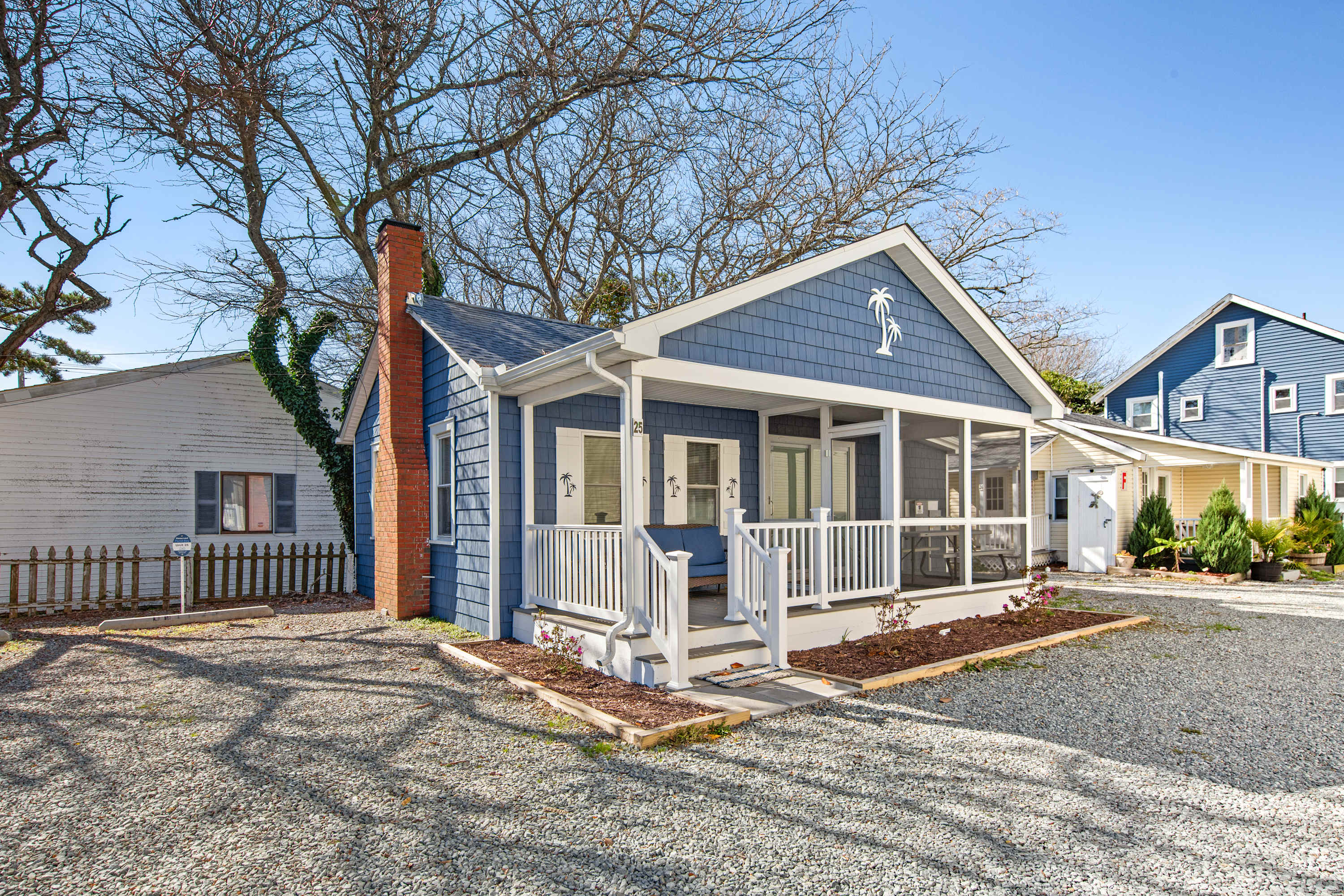 Parrot Bay 25 | Pet Friendly