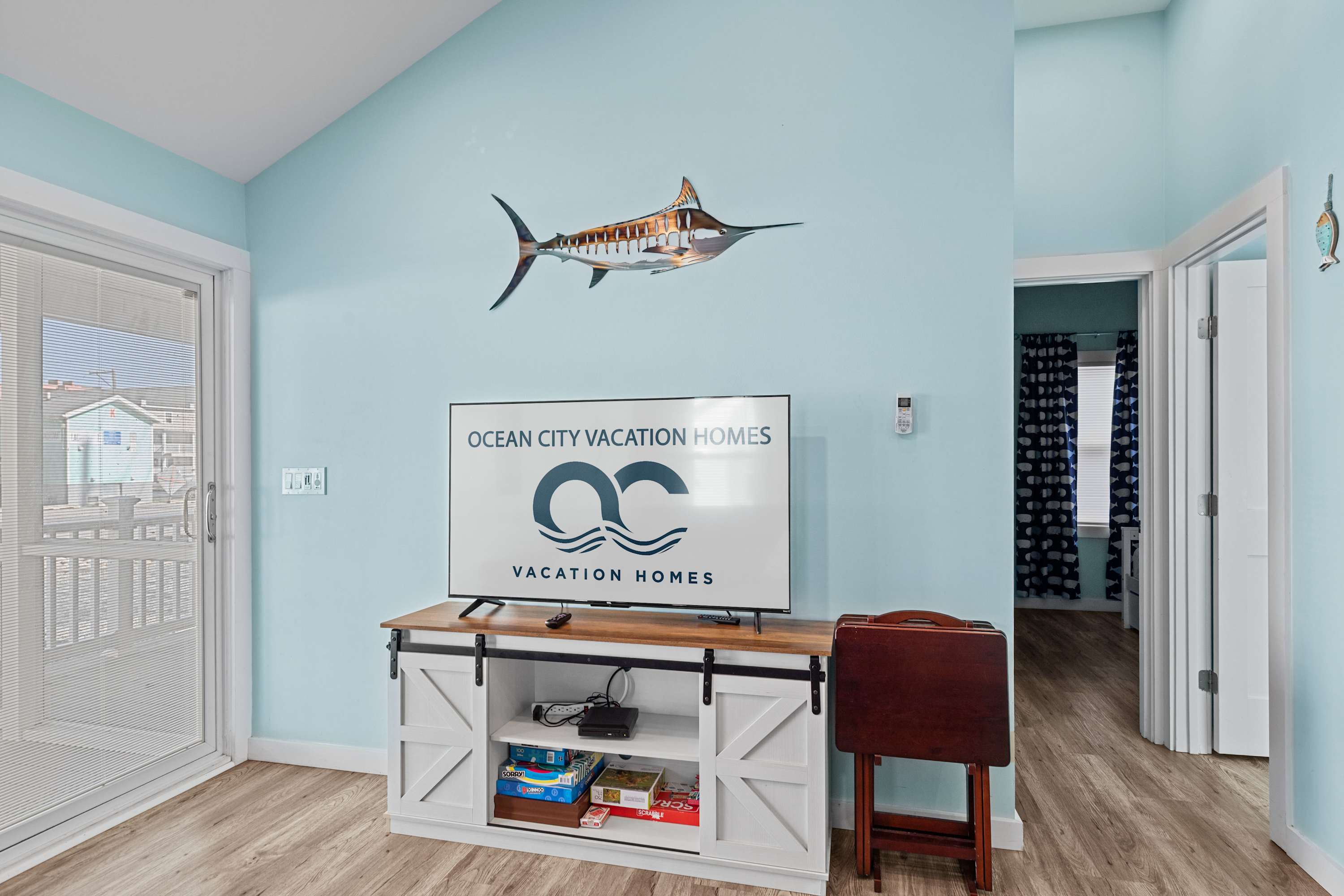 Parrot Bay 25 | Pet Friendly