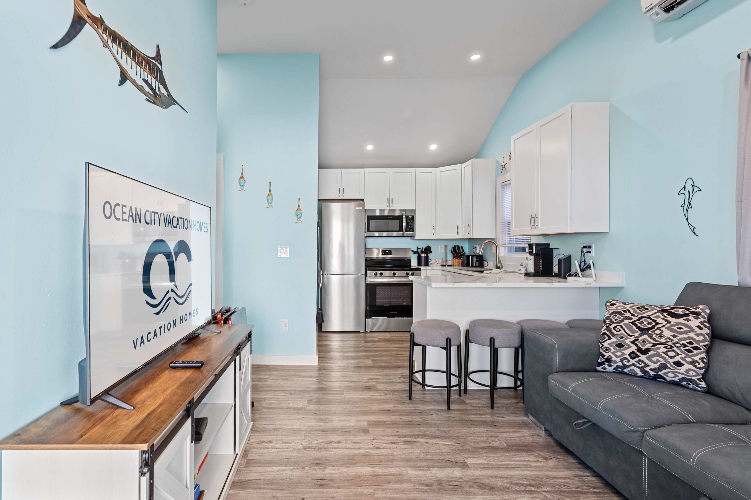 Parrot Bay 25 | Pet Friendly