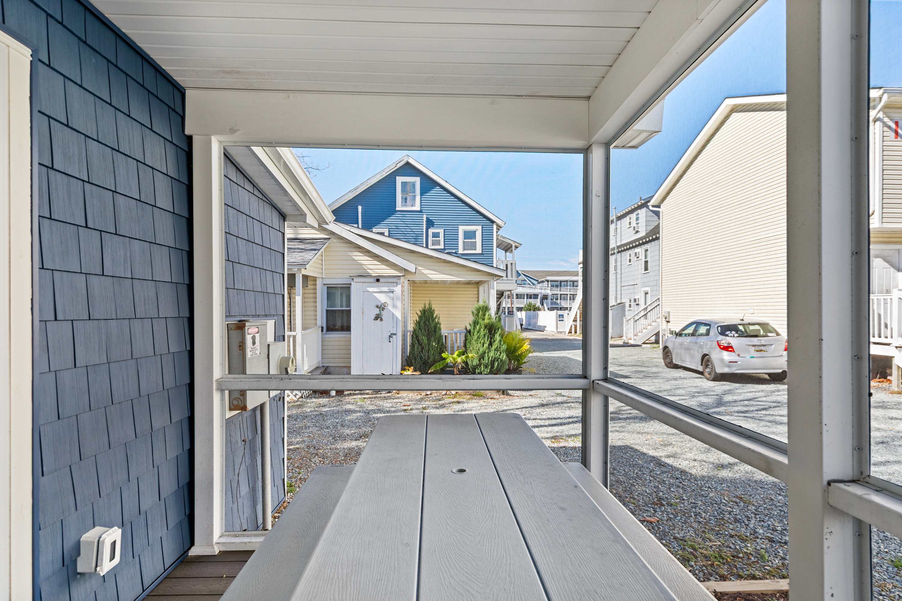 Parrot Bay 25 | Pet Friendly