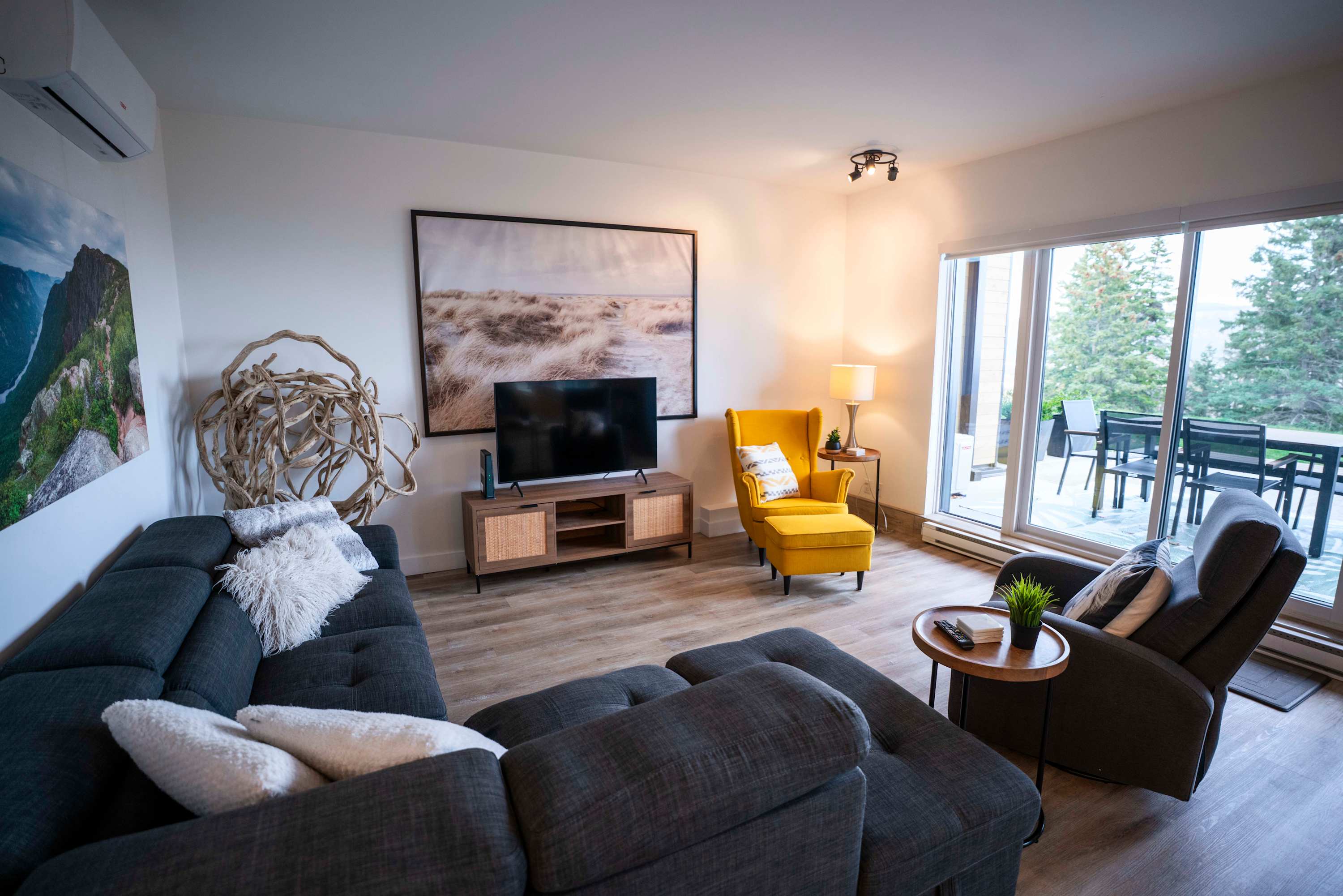 110 | Condo Terrasse | Vue Fleuve et Piscine - photo 4