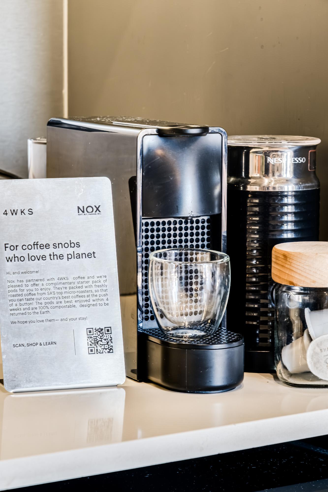 Beautifully Decorated Apartment in Cape Town Urban Signature 10