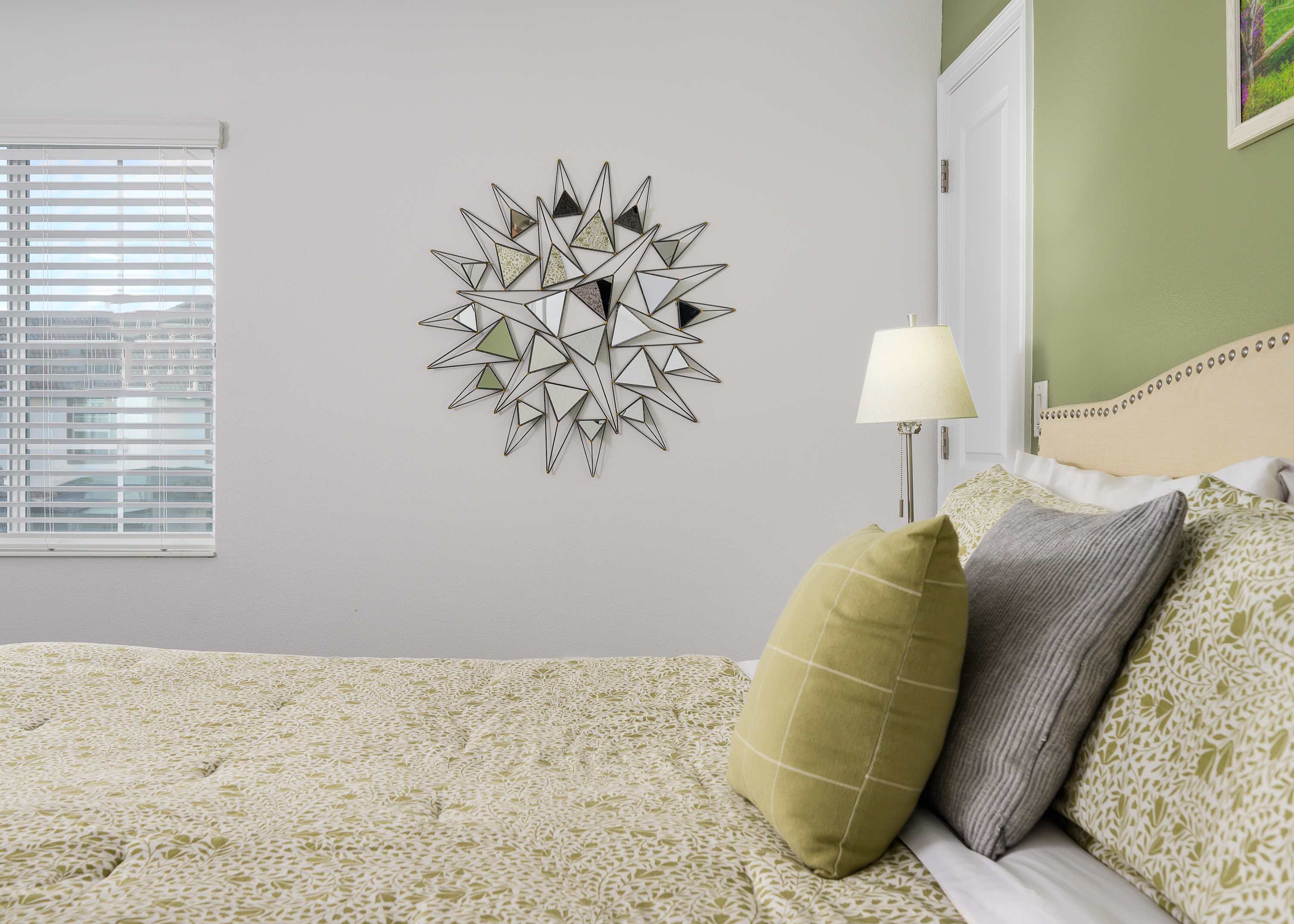 Free waterpark, private heated pool near Disney