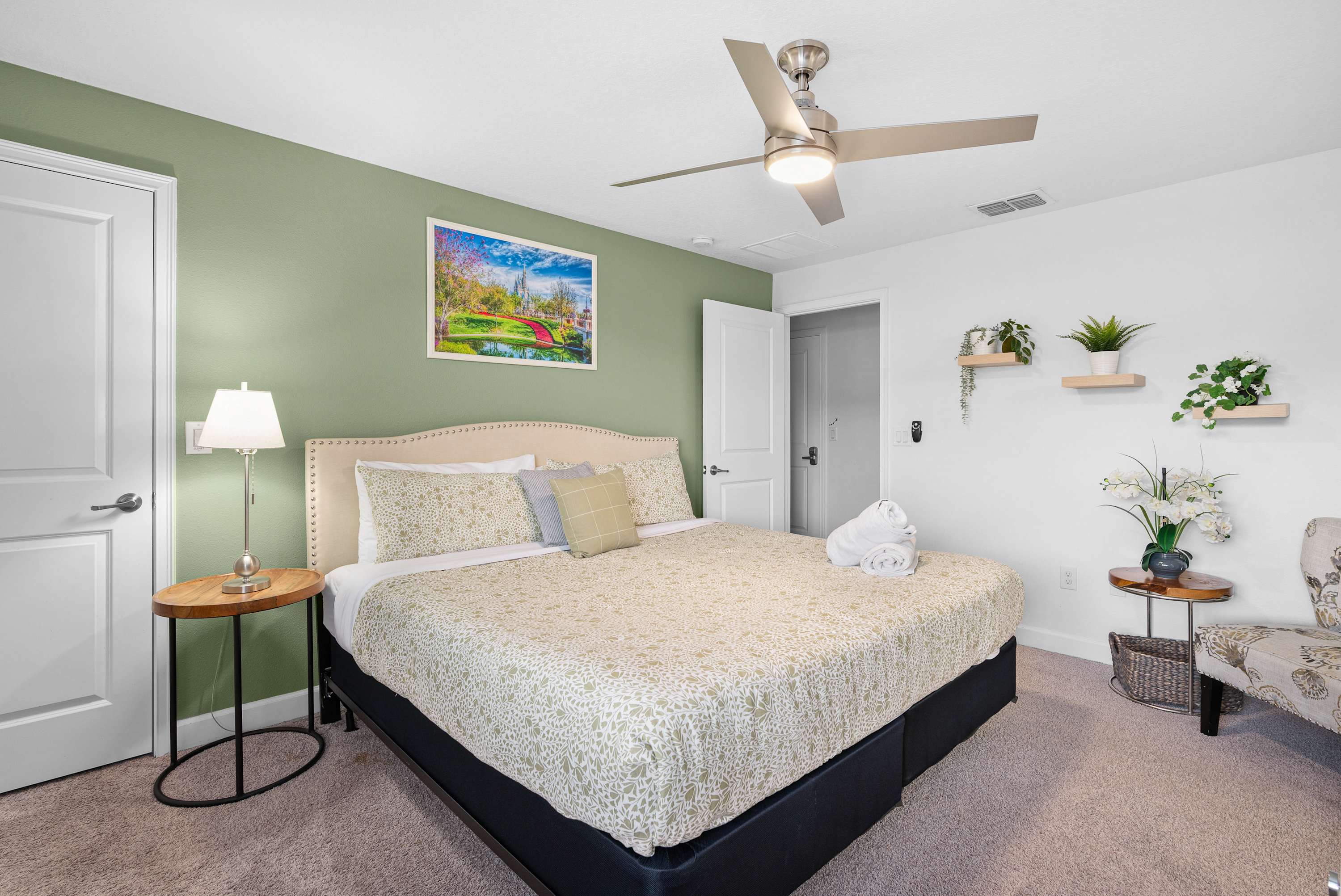 Free waterpark, private heated pool near Disney