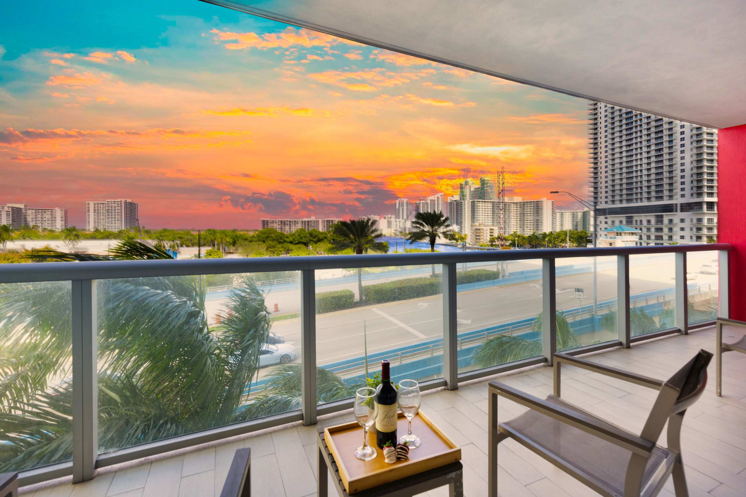 Resort Vibes | Stylish Apartment w/ Balcony & Pool