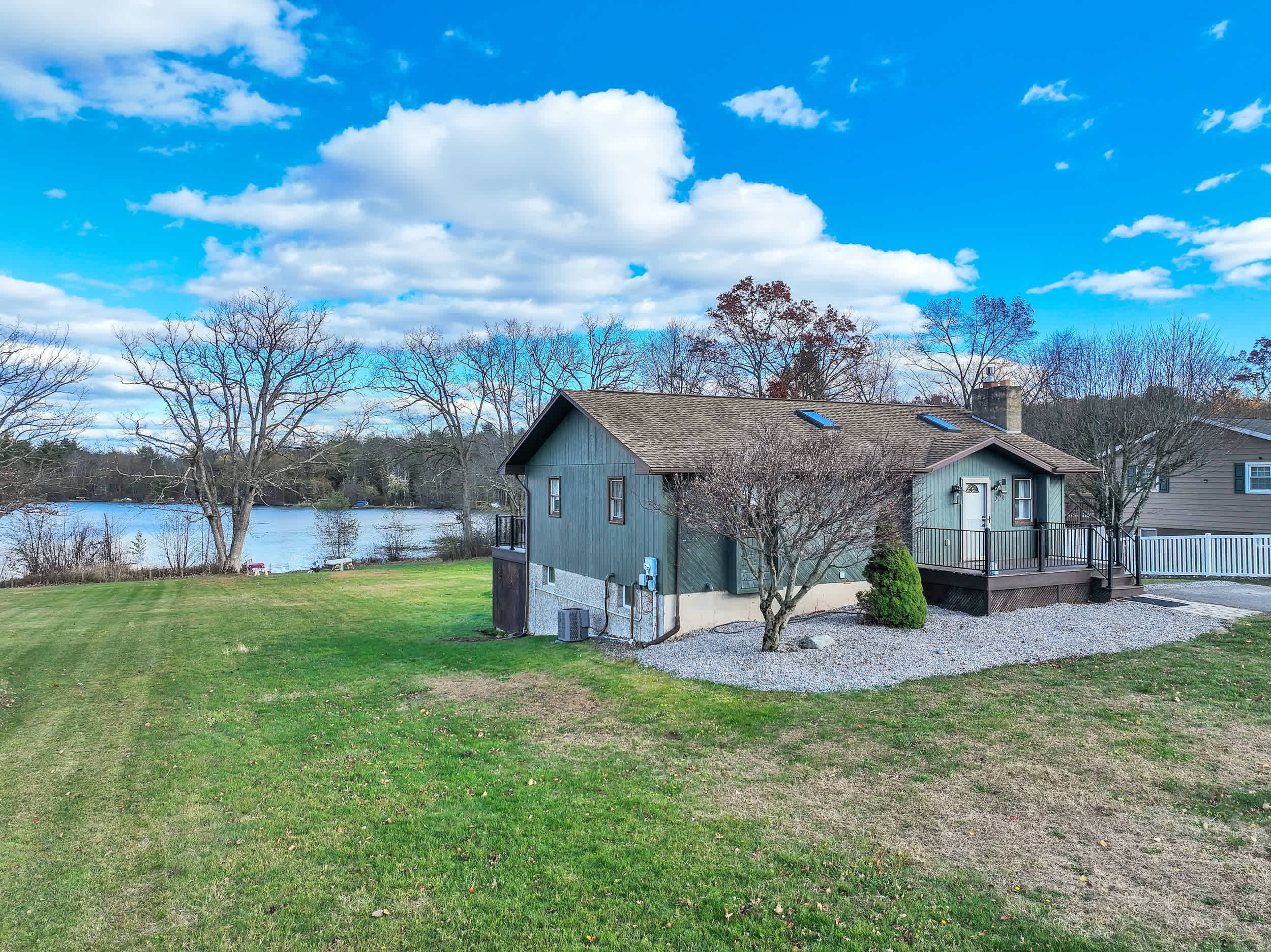 LakeFront Pocono Cabin | Massive Yard & Hot Tub