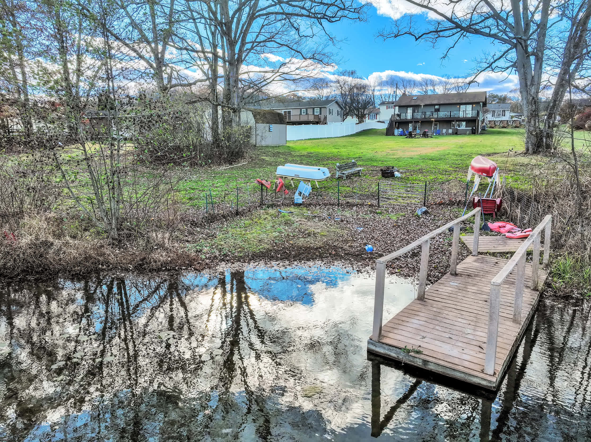 LakeFront Pocono Cabin | Massive Yard & Hot Tub