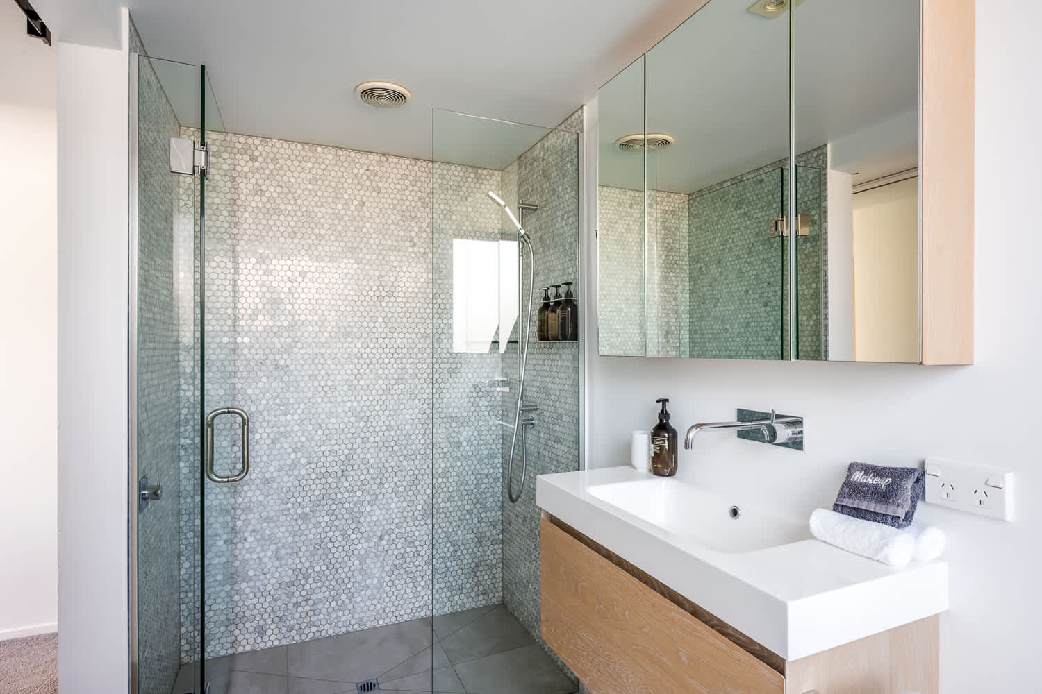 Queenstown luxury home booking