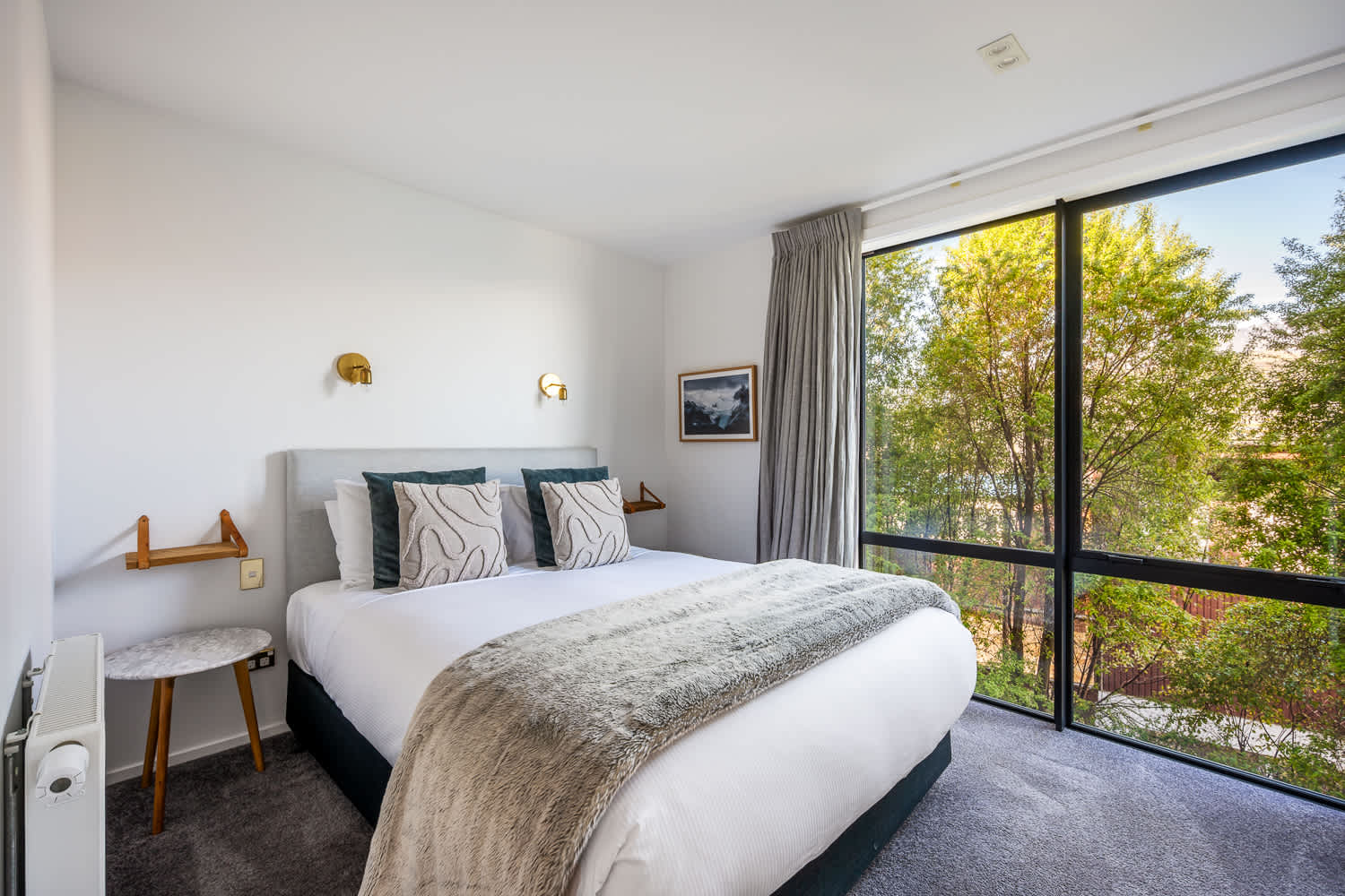 Queenstown luxury home booking