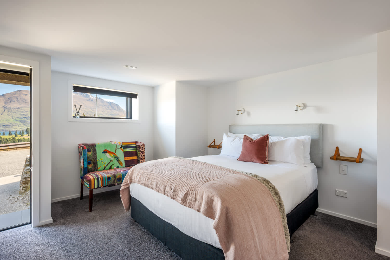 Queenstown luxury home booking