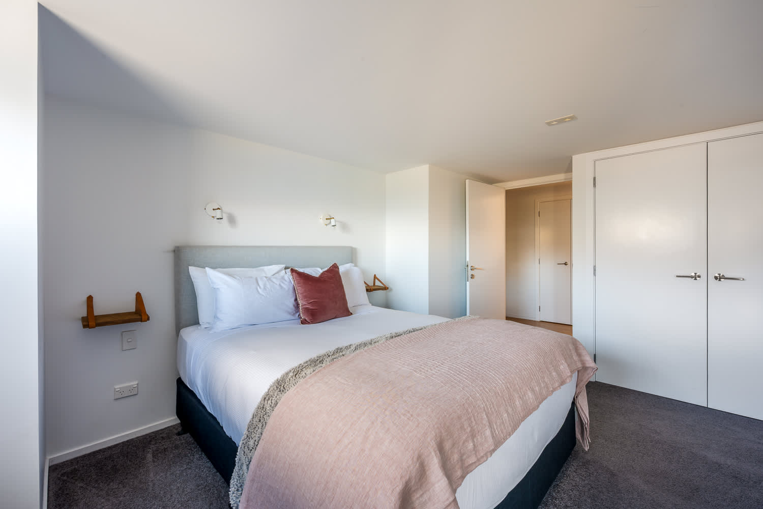 Queenstown luxury home booking