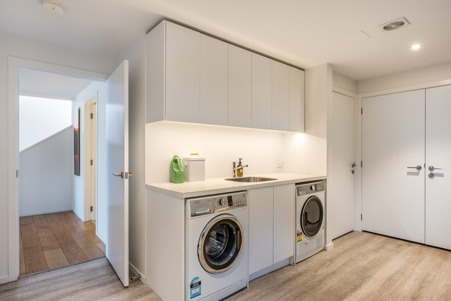 Queenstown luxury home booking