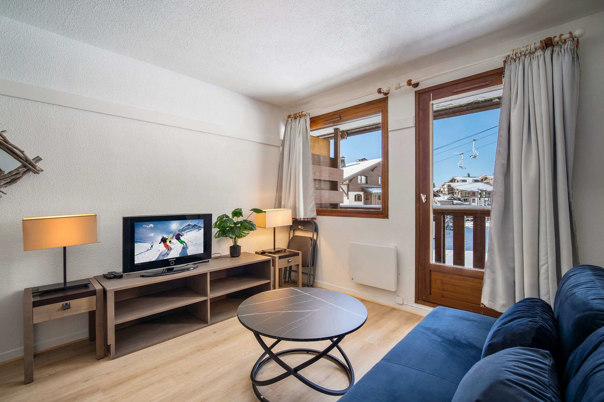 Mountain View Ski-In and Ski-Out Apartment — Val Thorens, Auvergne-Rhône-Alpes — vacation rental