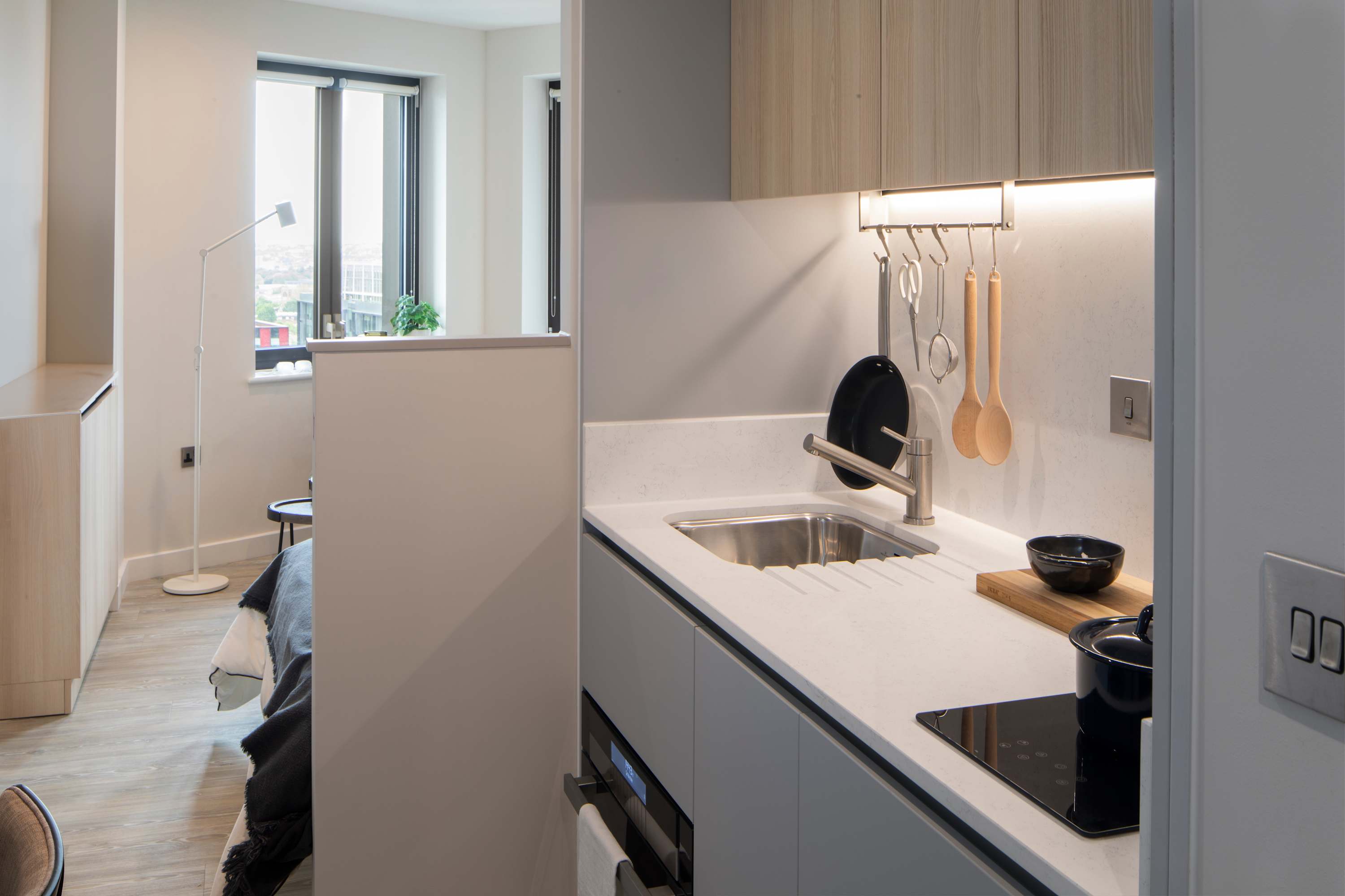 Studio for Business & Digital Nomads : StayCozy
