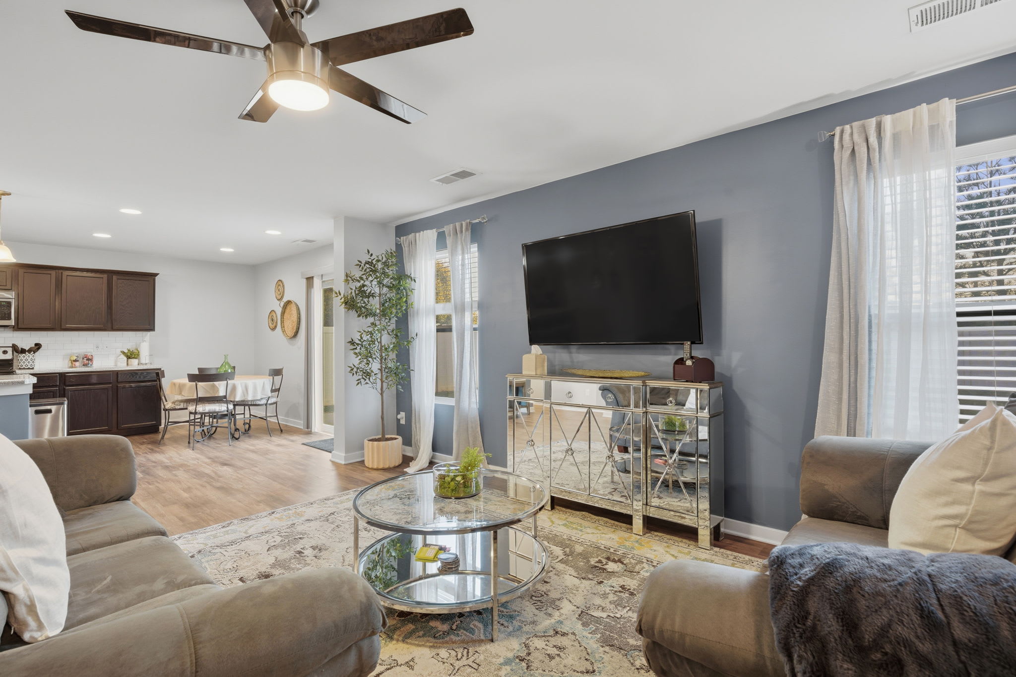 Spacious 4BR Getaway with Fenced Yard, Minutes Away From CLT Airport & Uptown Charlotte  — Charlotte, NC — vacation rental