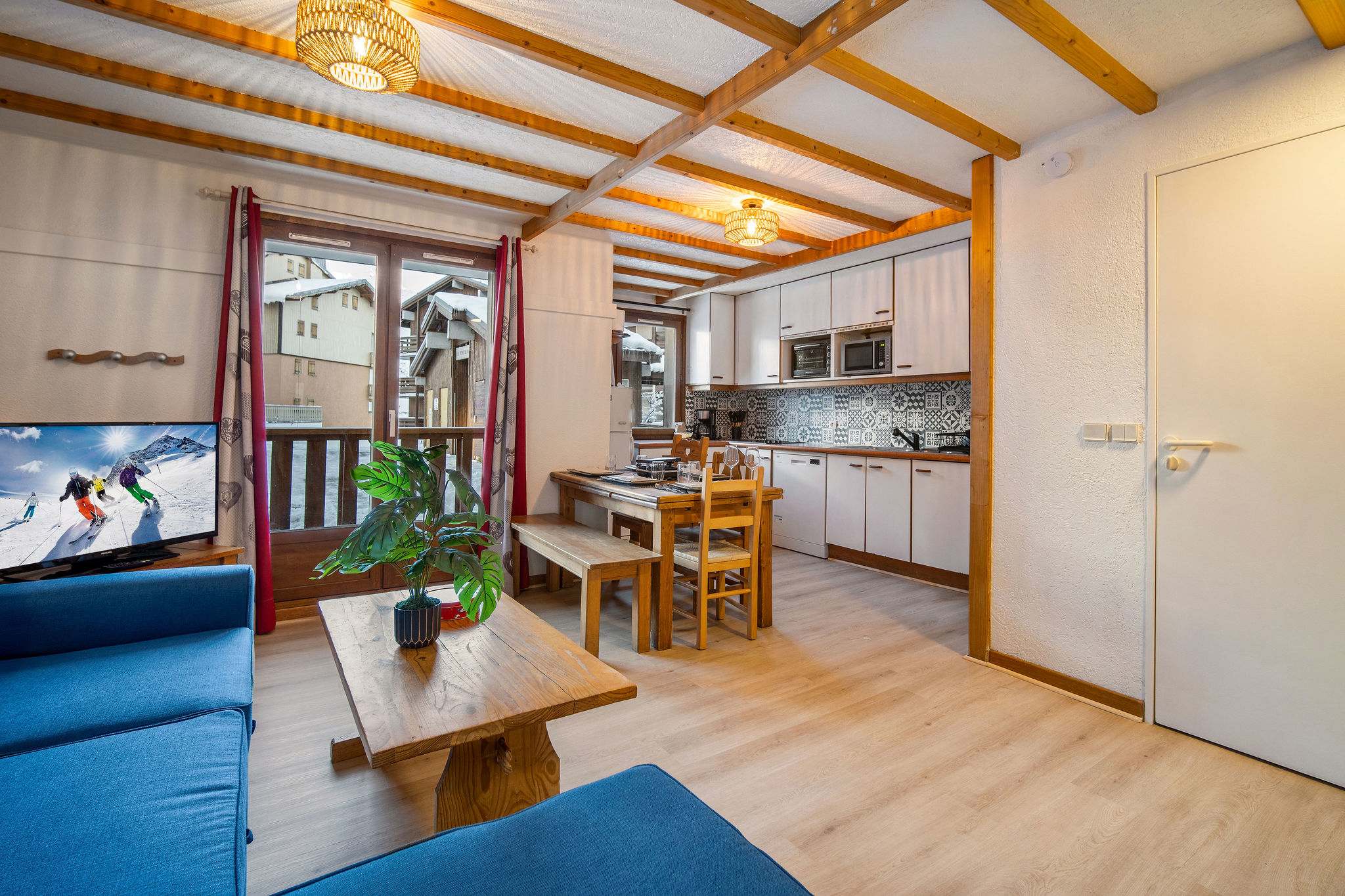 Ski-In and Out Mountain View Escape 47 — Val Thorens, Auvergne-Rhône-Alpes — vacation rental