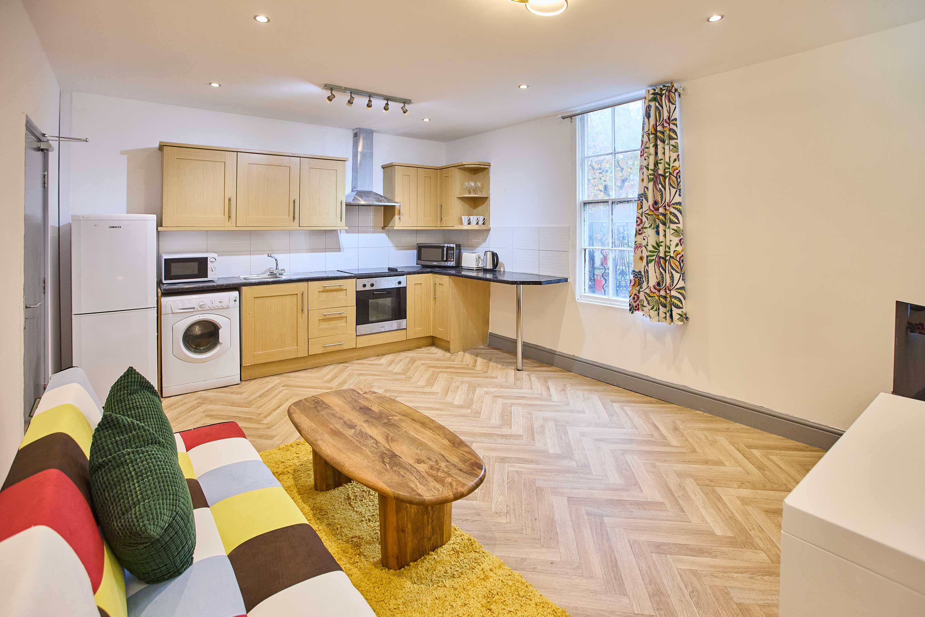 Emporium Apartment A – photo 2