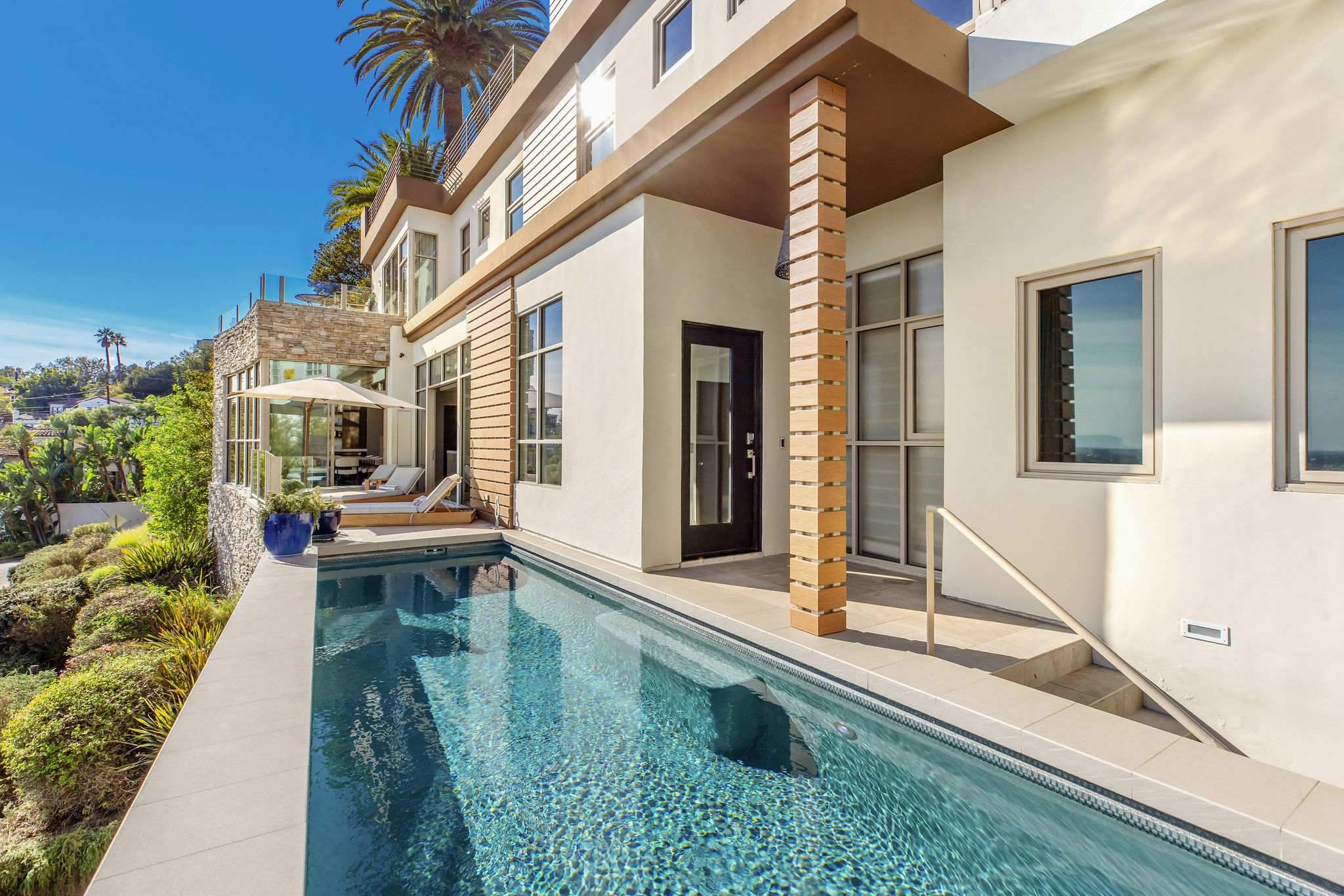 Chateau Lumier by Stay Awhile Villas