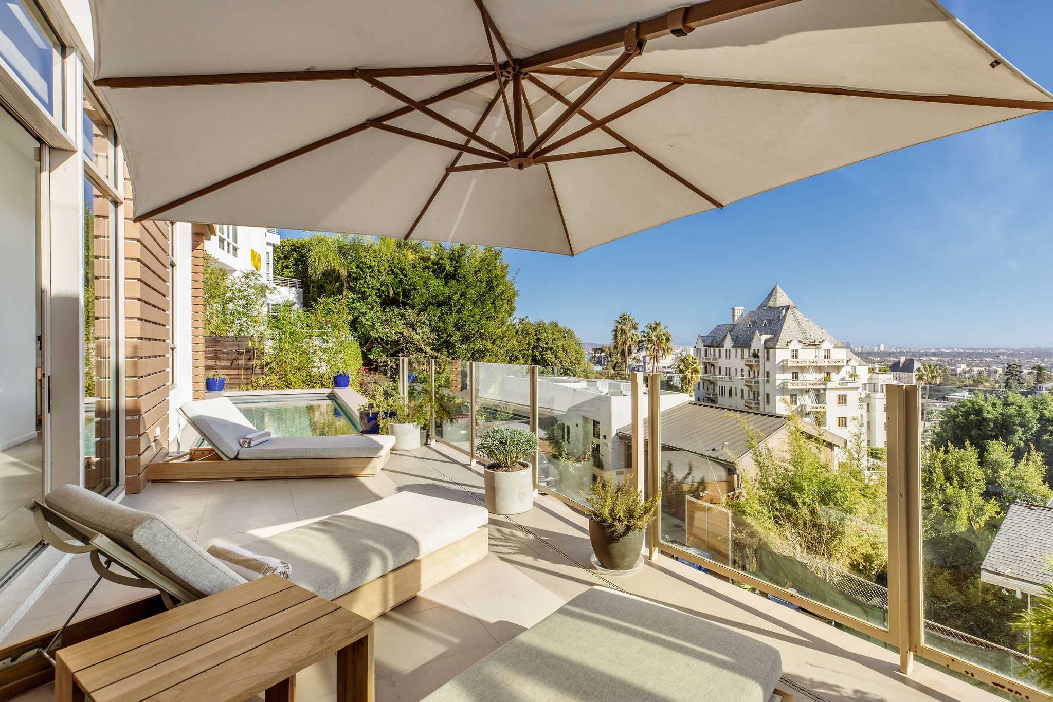 Chateau Lumier by Stay Awhile Villas